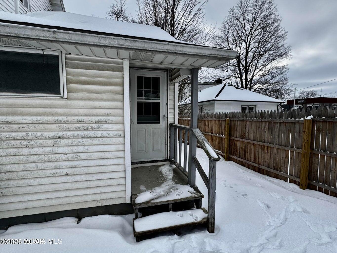 109 PLEASANT Street, Montpelier, Ohio