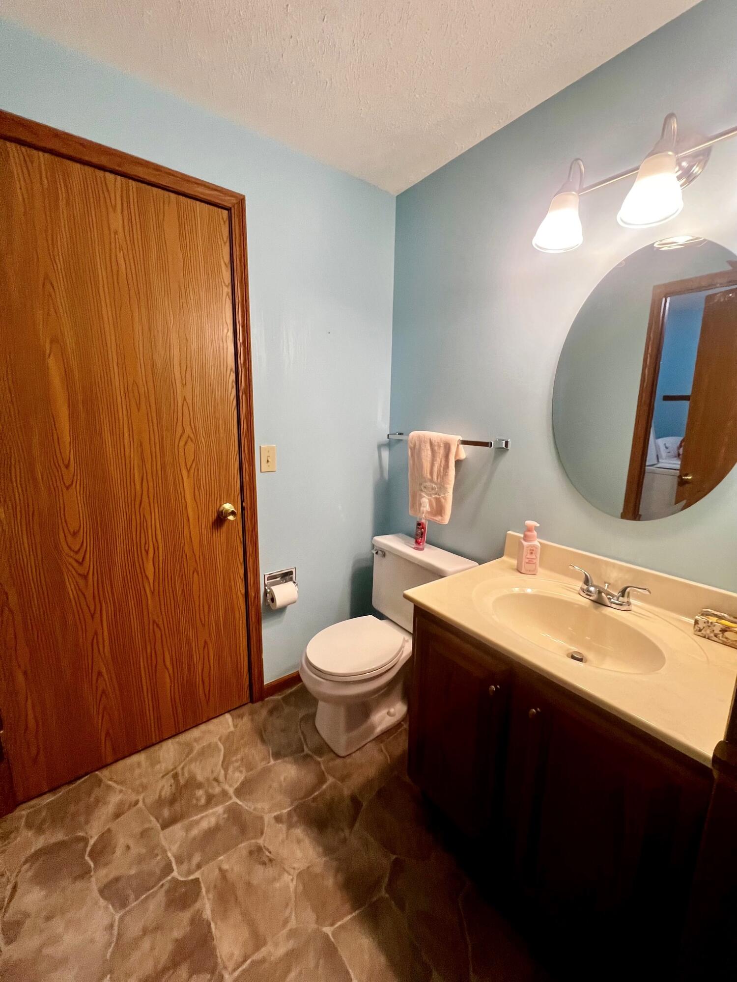 4577 Reno Lane, Springfield, Ohio 45503