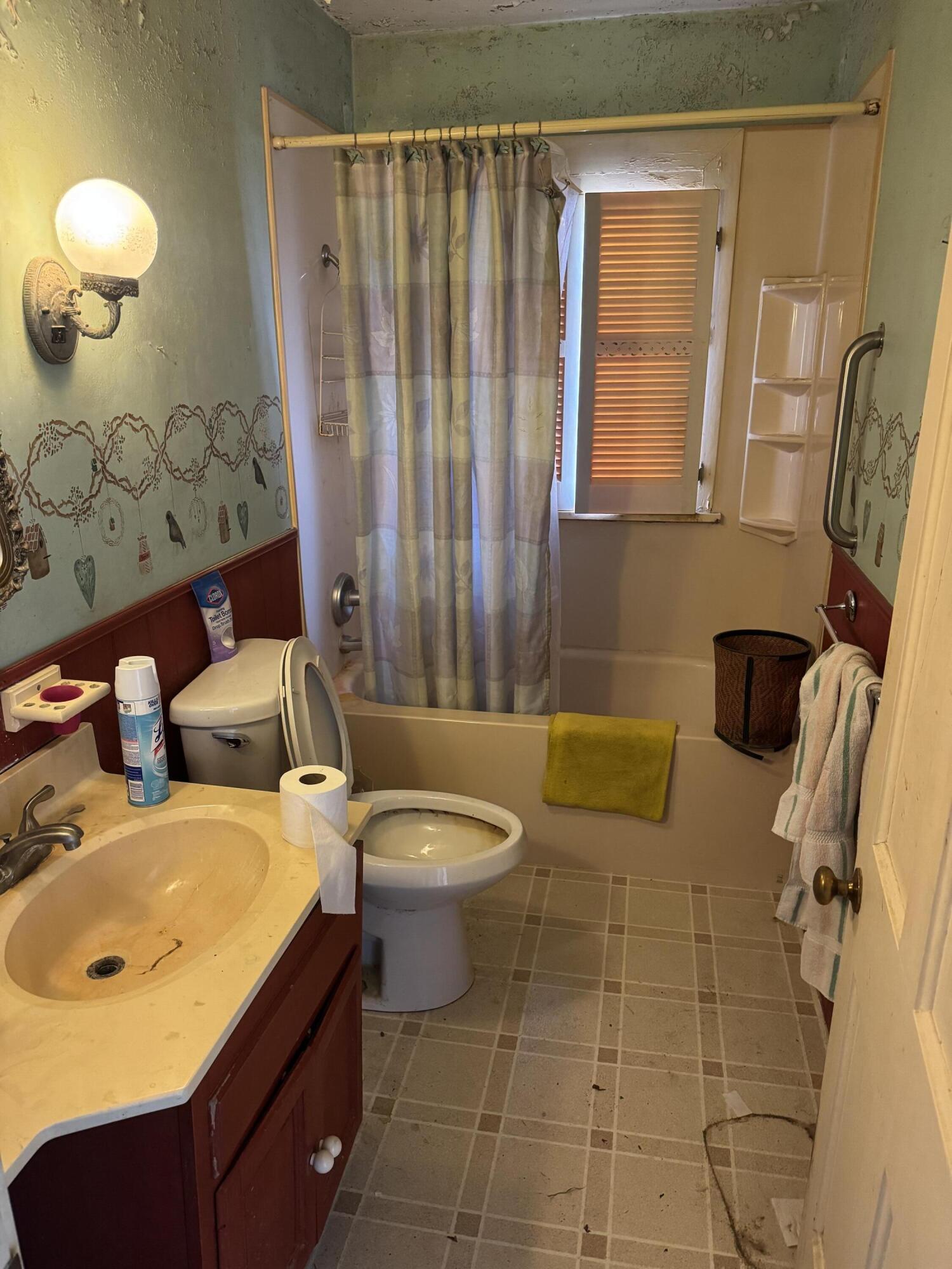 1425 Sheaff Road, Springfield, Ohio 45504