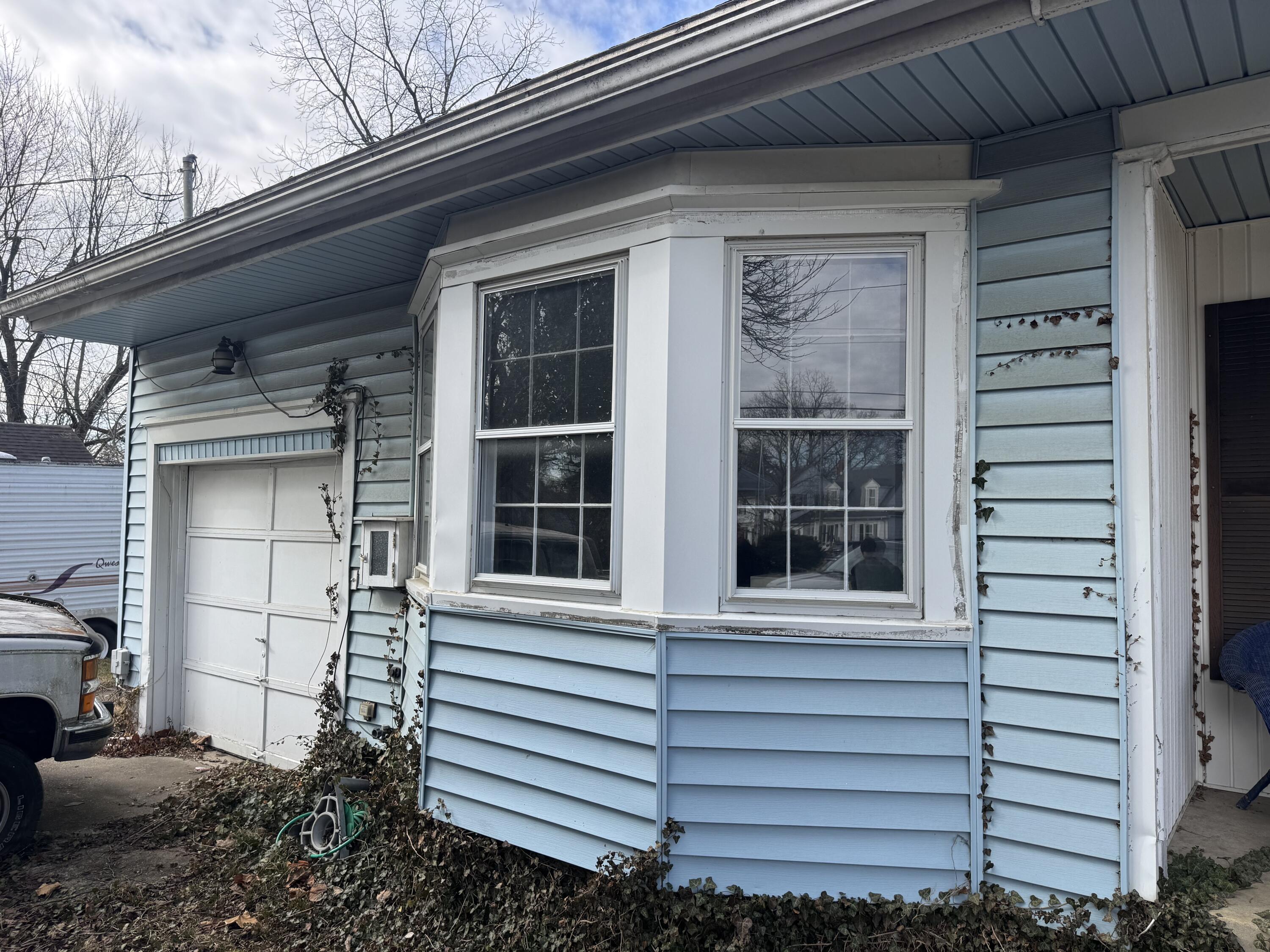 1425 Sheaff Road, Springfield, Ohio 45504