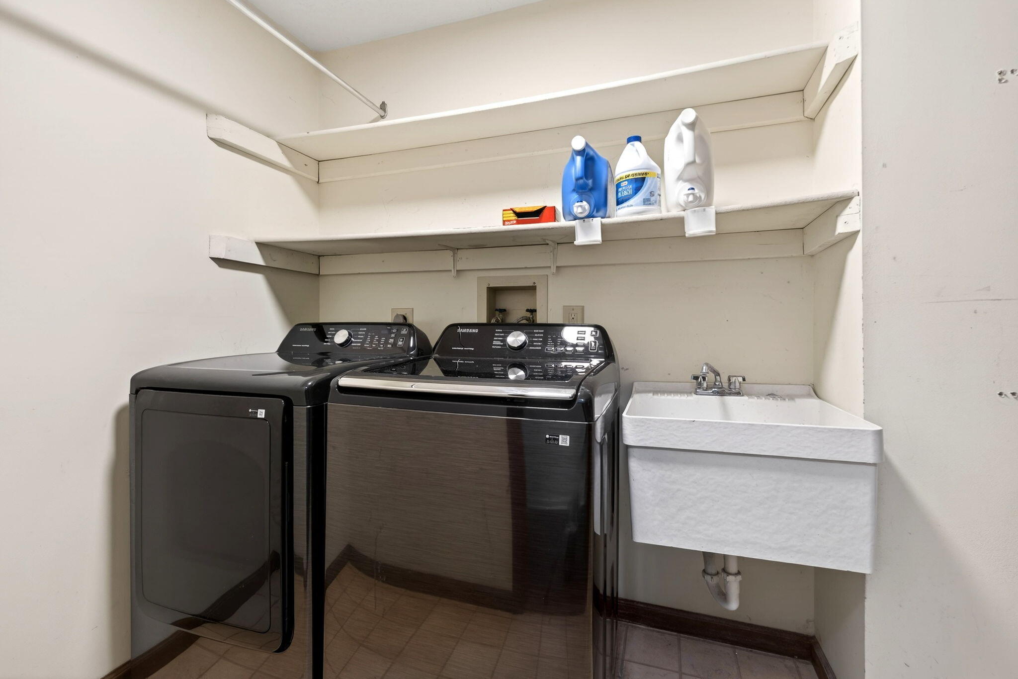 1010 Meadow Lark Drive, Enon, Ohio 45323