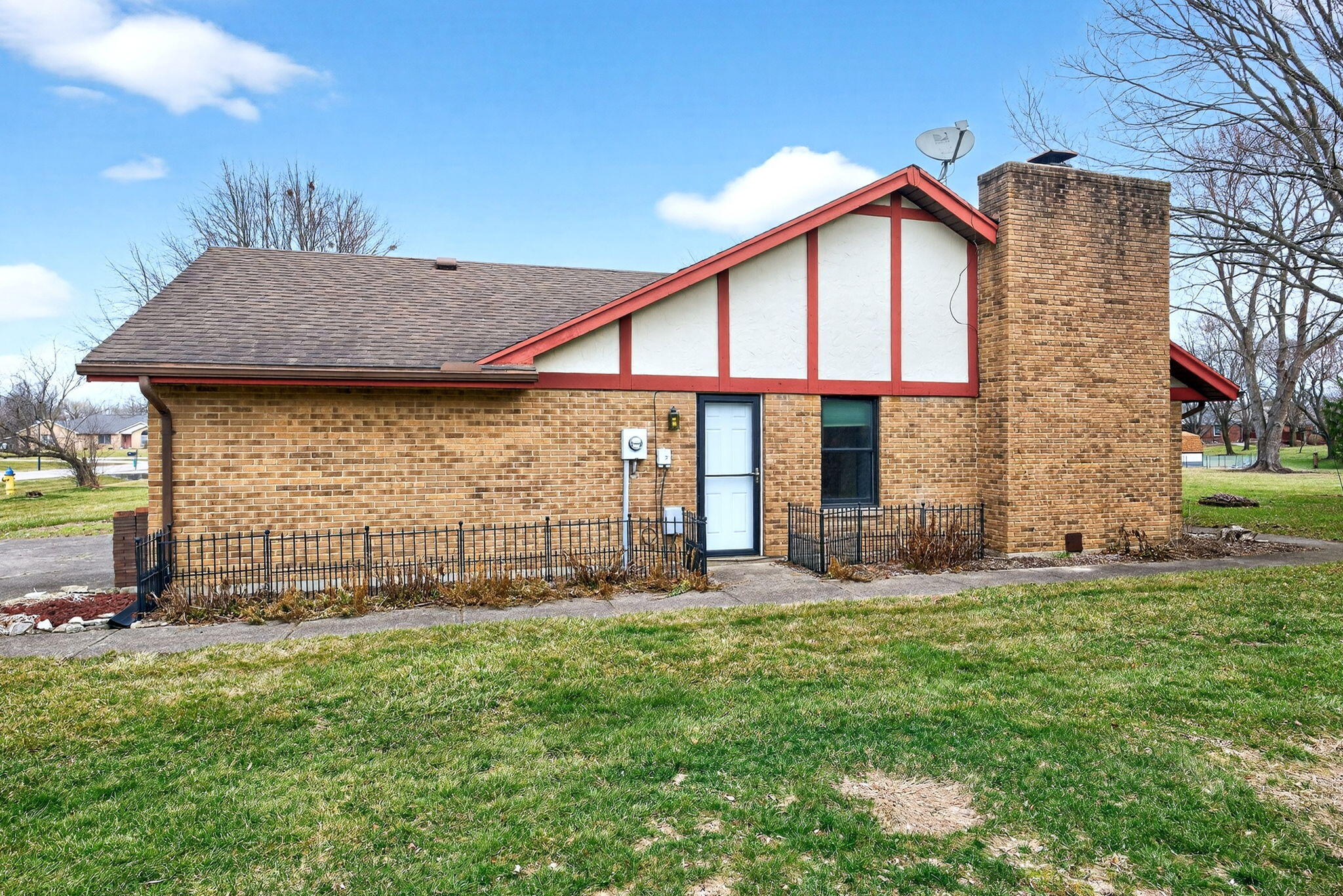 1010 Meadow Lark Drive, Enon, Ohio 45323