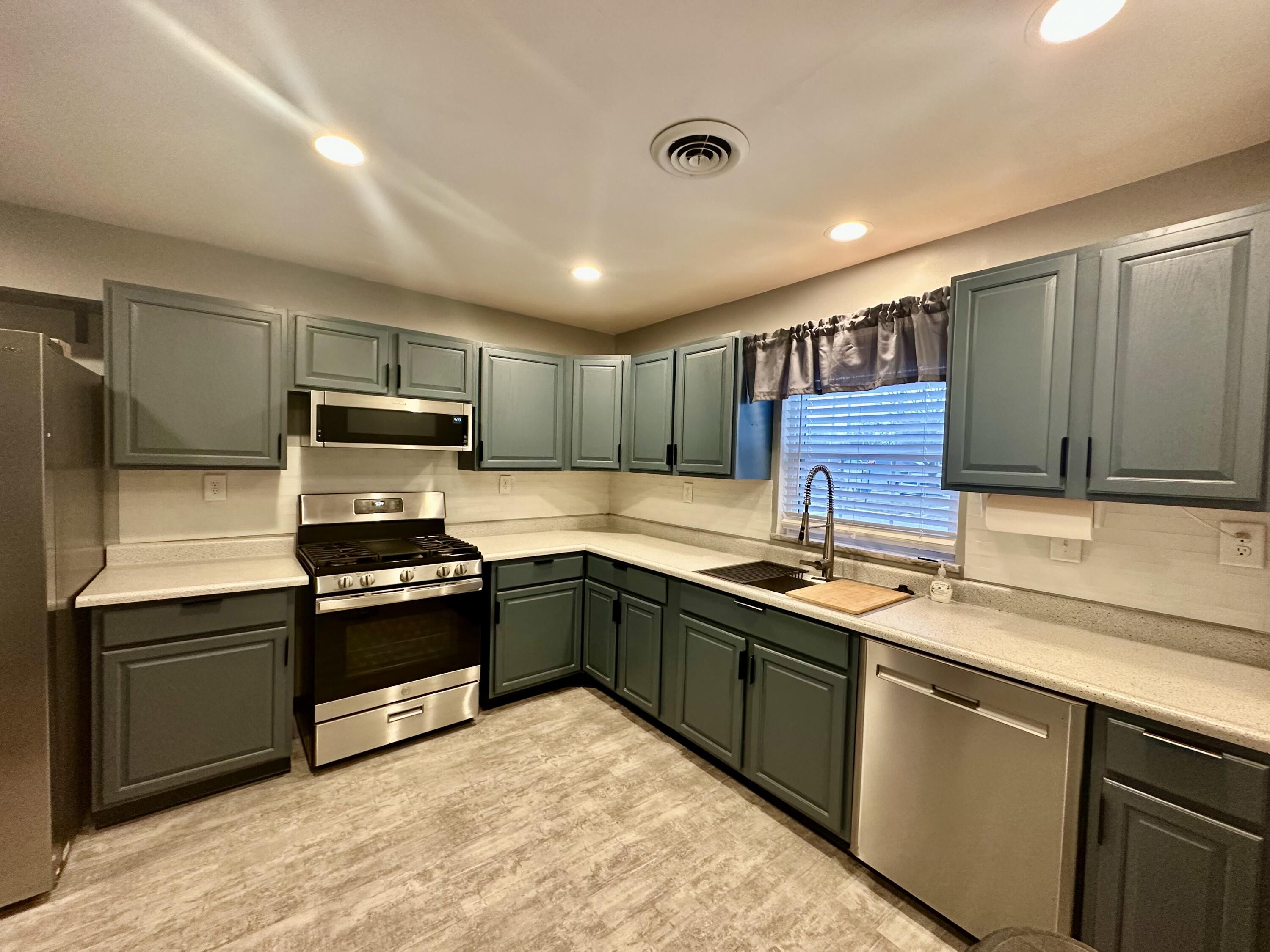 747 Clinton Avenue, Sidney, Ohio 45365