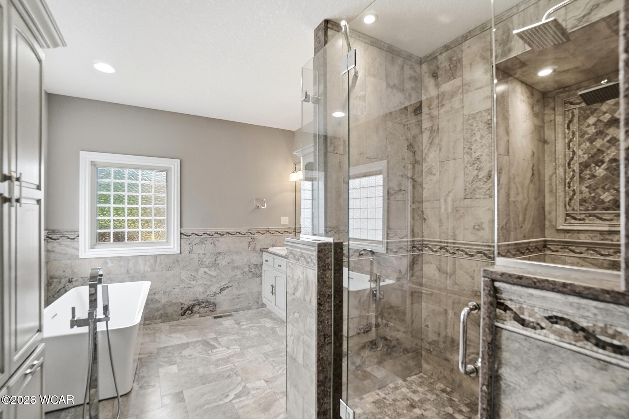 3020 Lakeshore Drive, Lima, Ohio