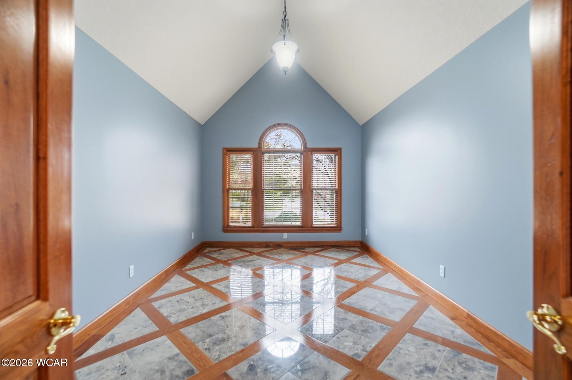 3020 Lakeshore Drive, Lima, Ohio