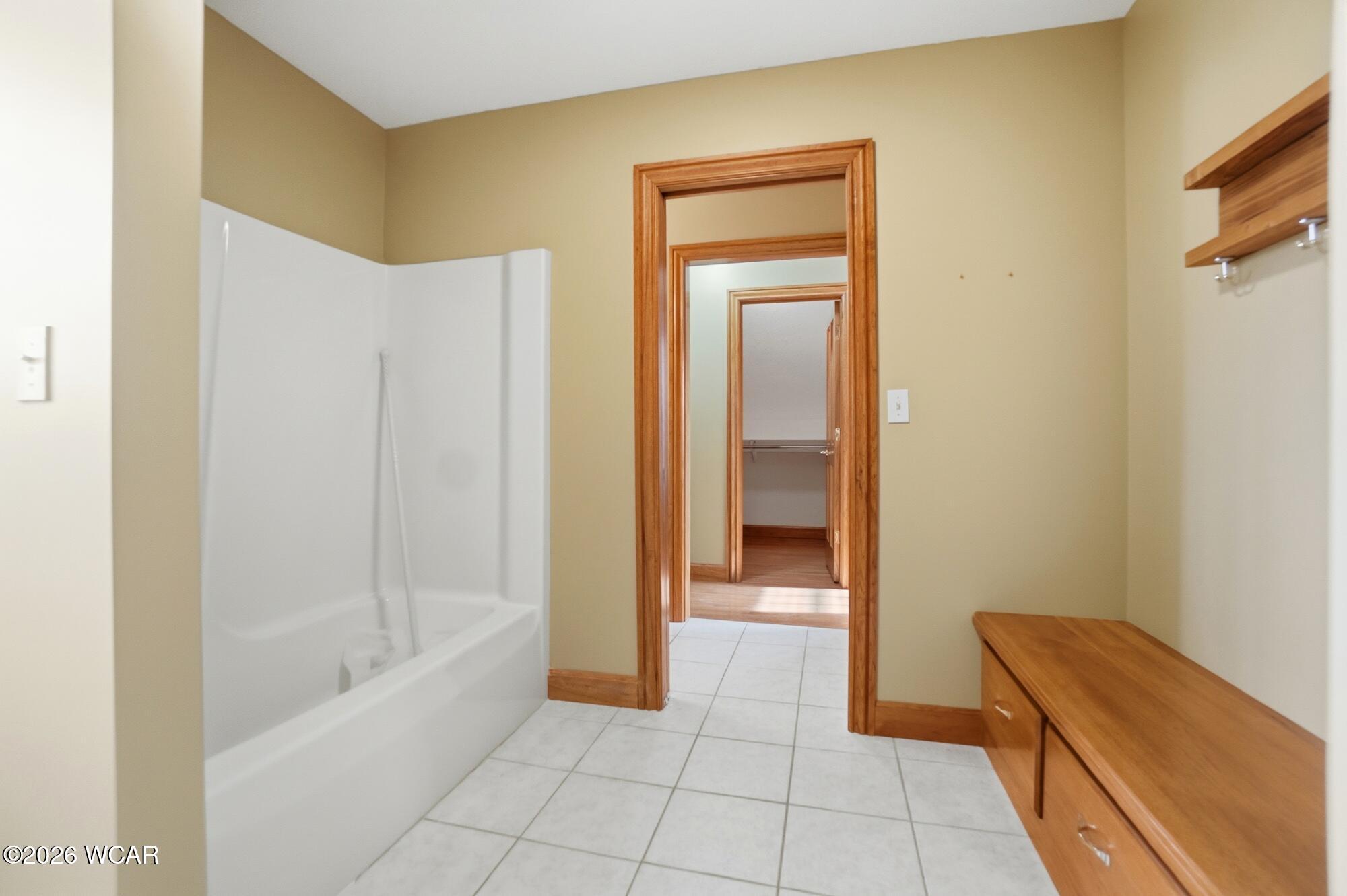 3020 Lakeshore Drive, Lima, Ohio