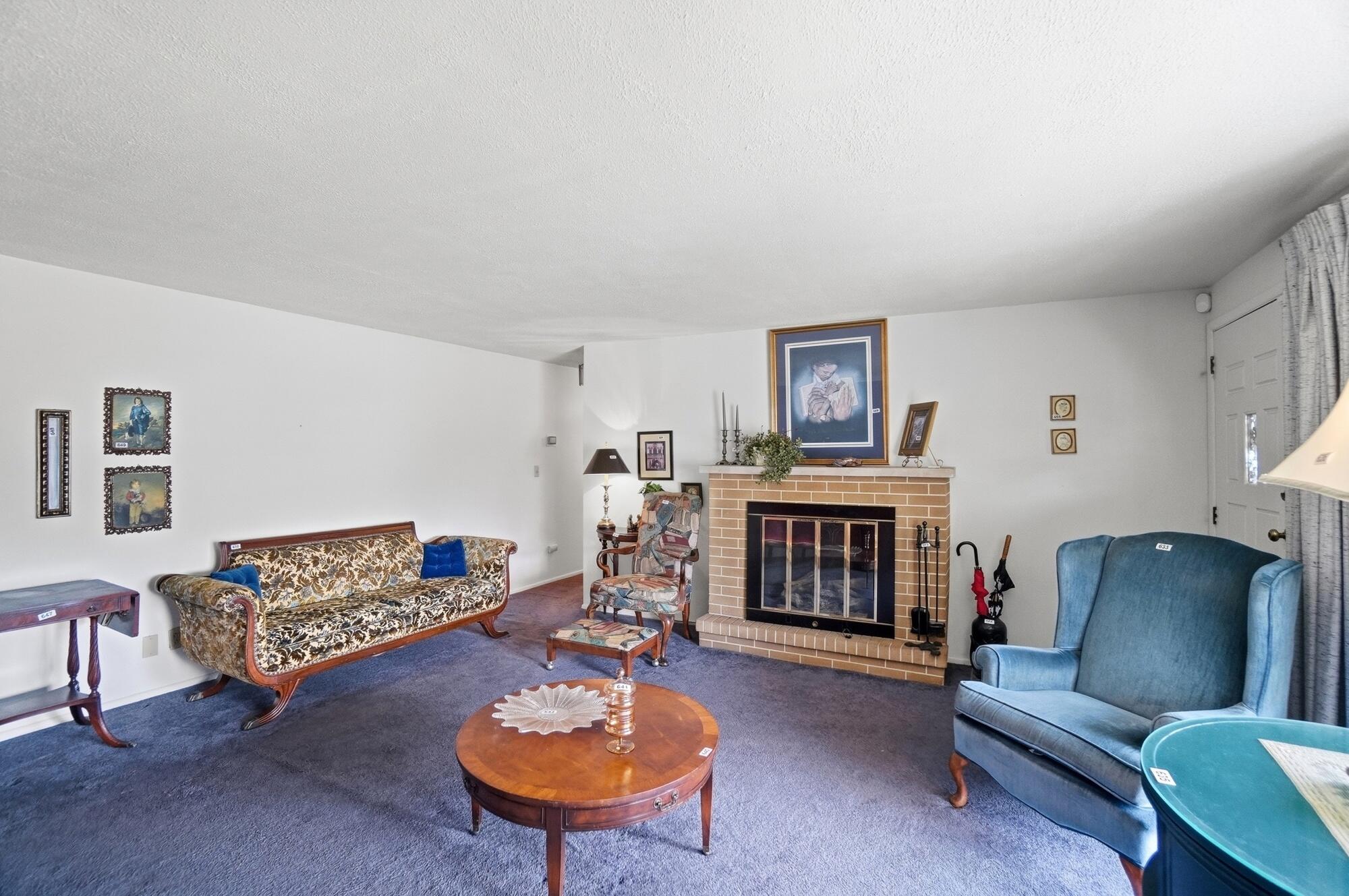 1516 Hyannis Drive, Springfield, Ohio 45503