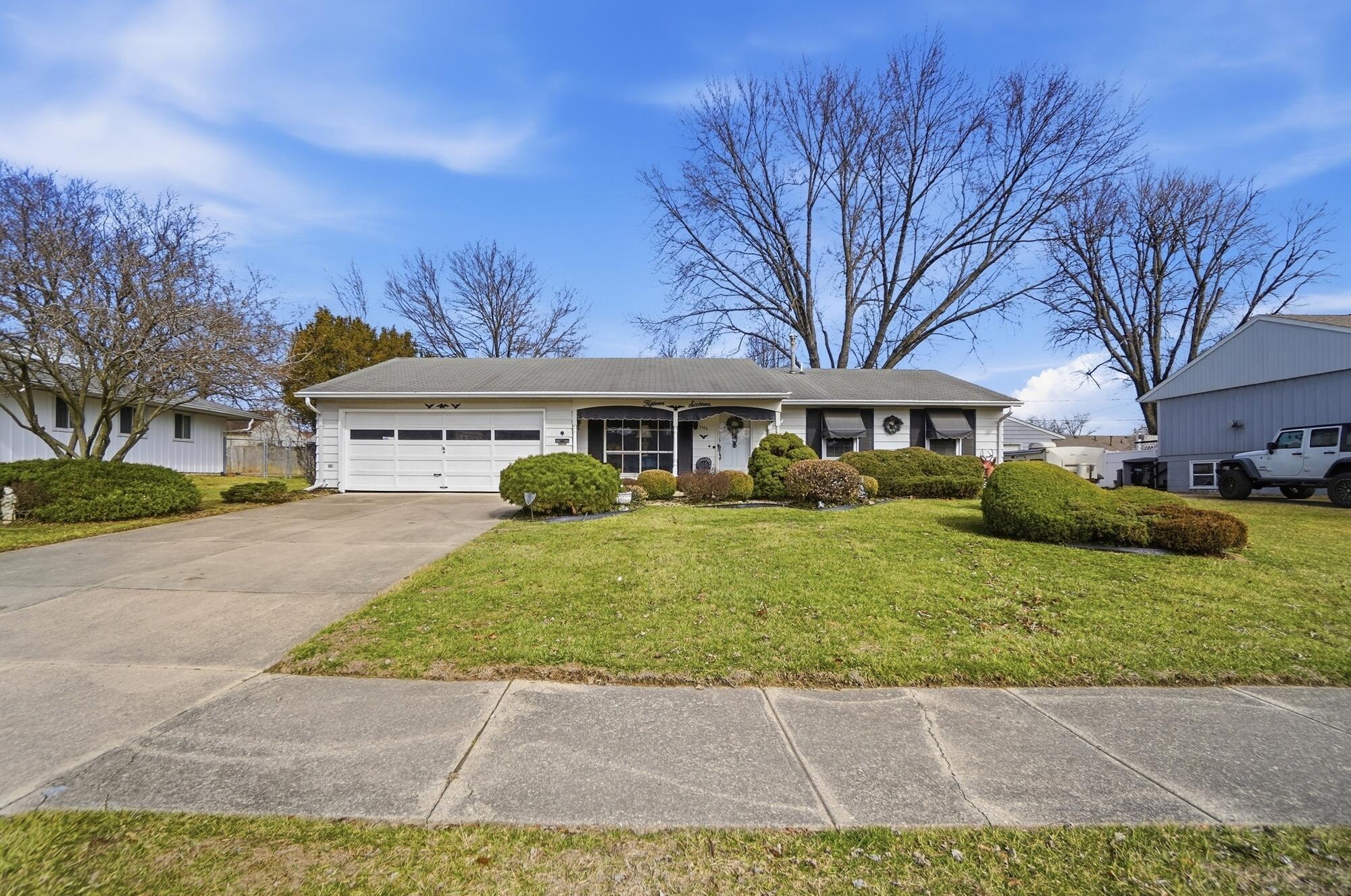 1516 Hyannis Drive, Springfield, Ohio 45503