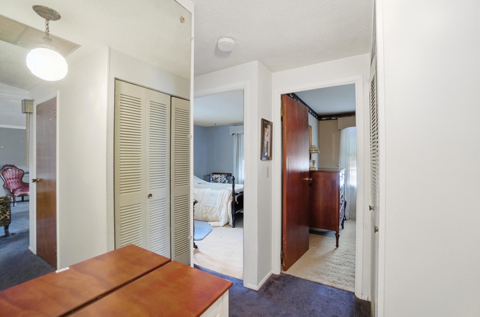 1516 Hyannis Drive, Springfield, Ohio 45503