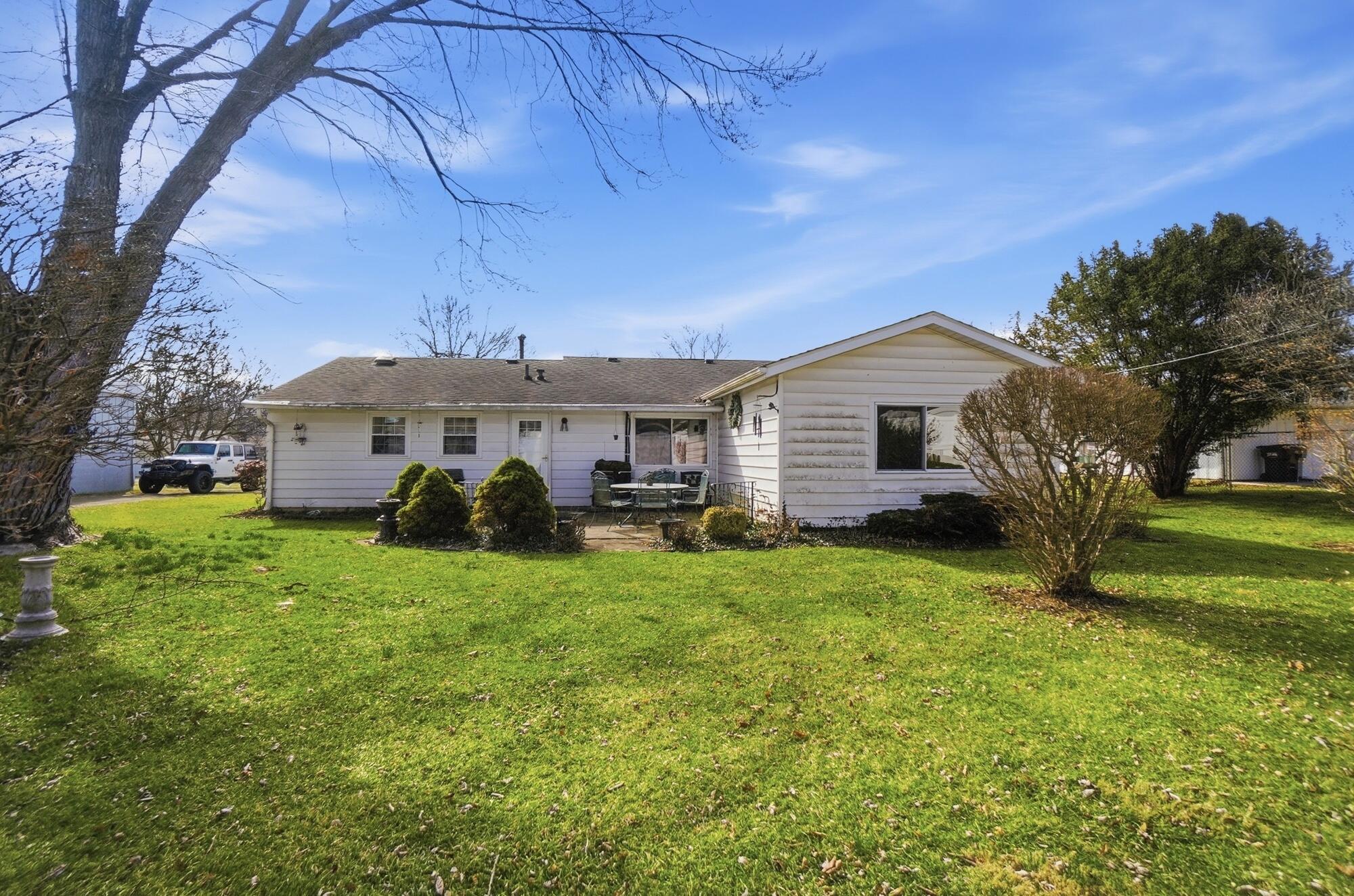 1516 Hyannis Drive, Springfield, Ohio 45503