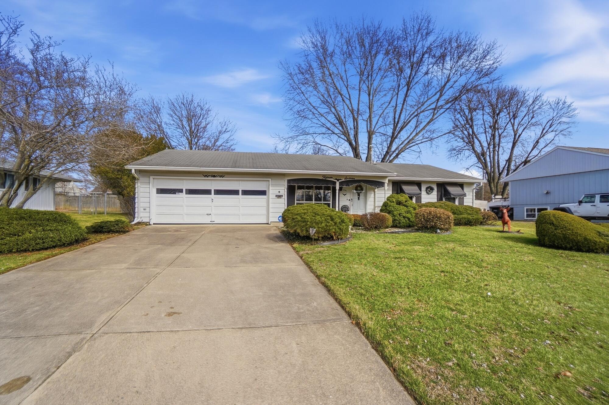 1516 Hyannis Drive, Springfield, Ohio 45503