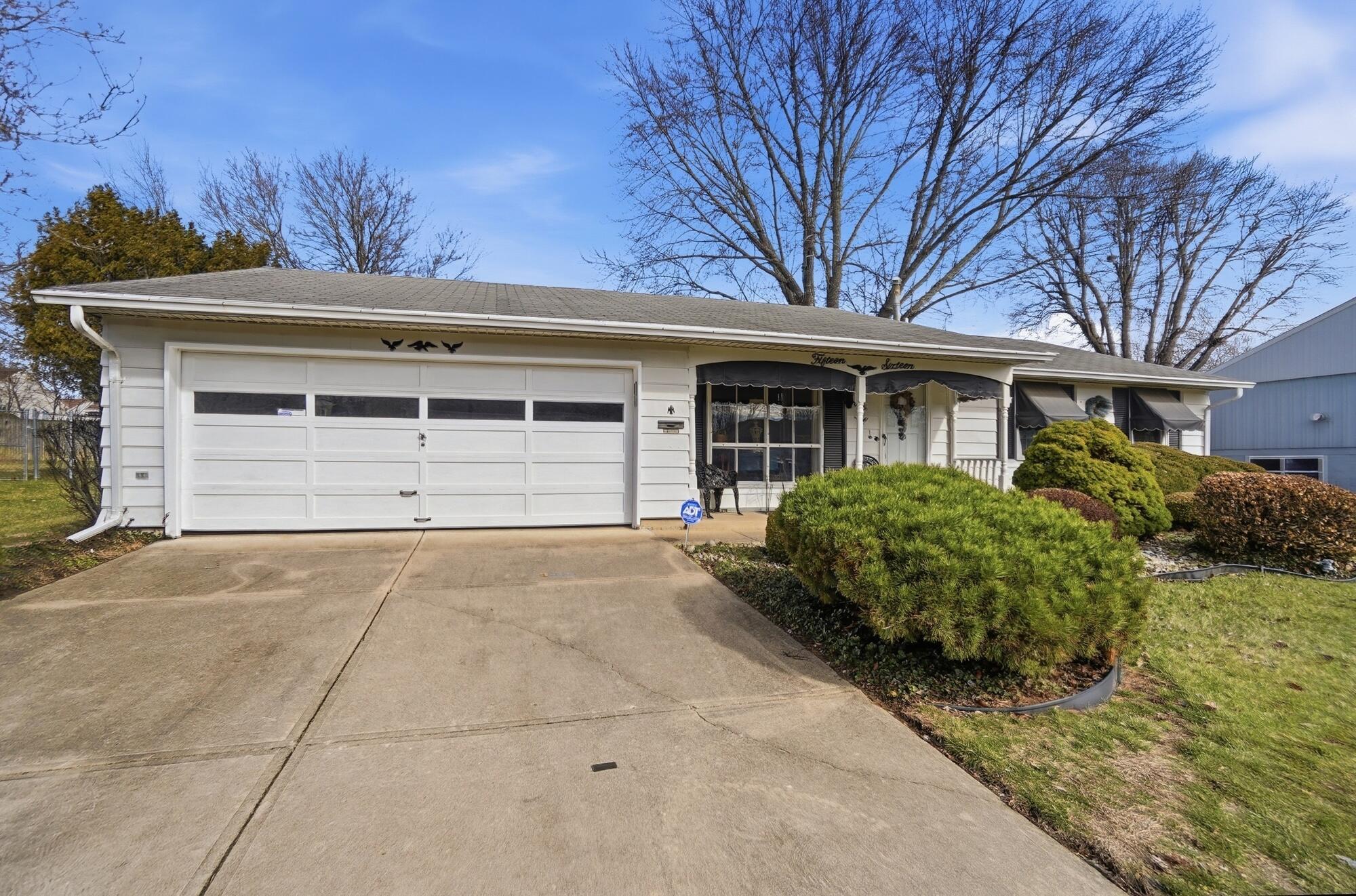 1516 Hyannis Drive, Springfield, Ohio 45503