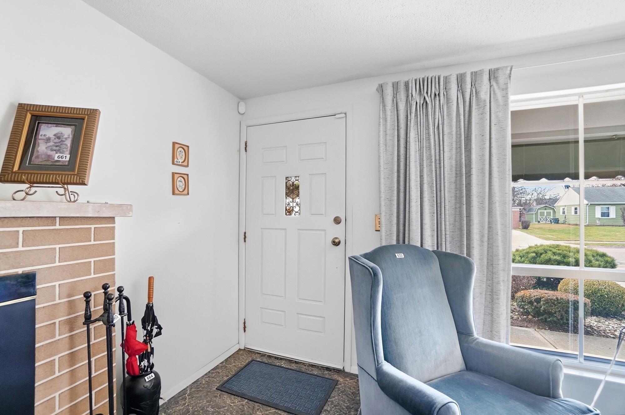 1516 Hyannis Drive, Springfield, Ohio 45503