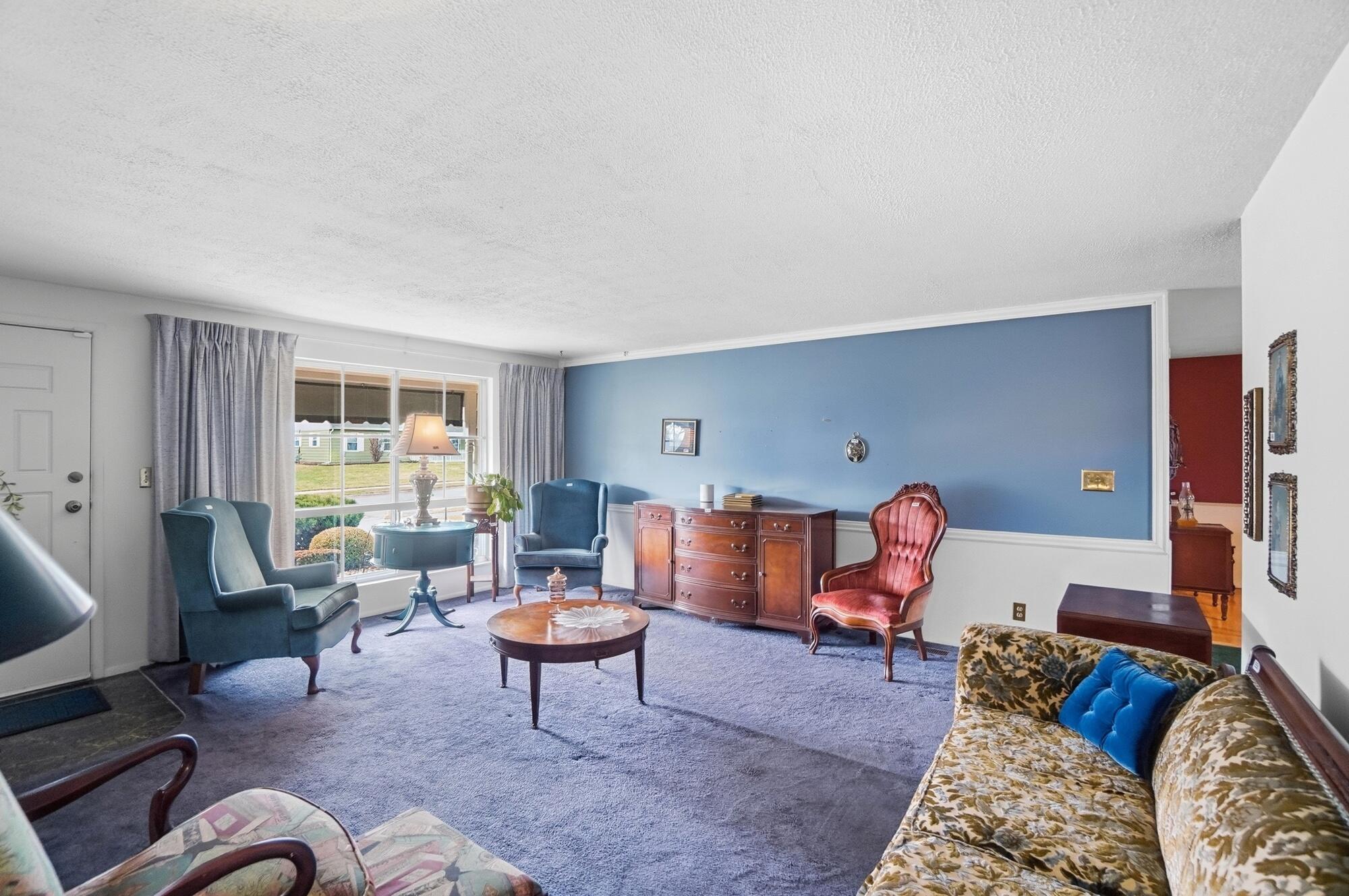 1516 Hyannis Drive, Springfield, Ohio 45503