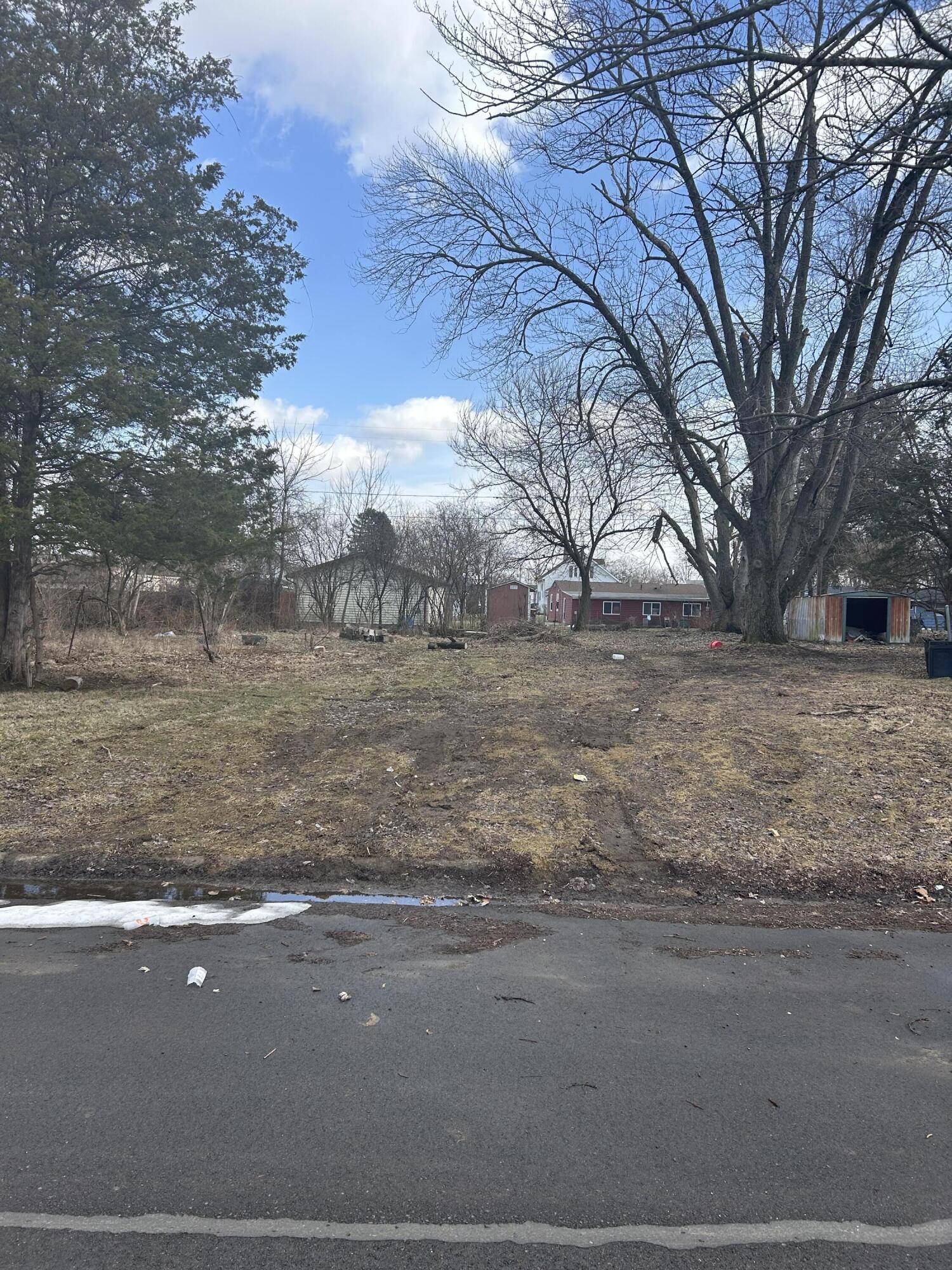 00 Russell Avenue, Springfield, Ohio 45506