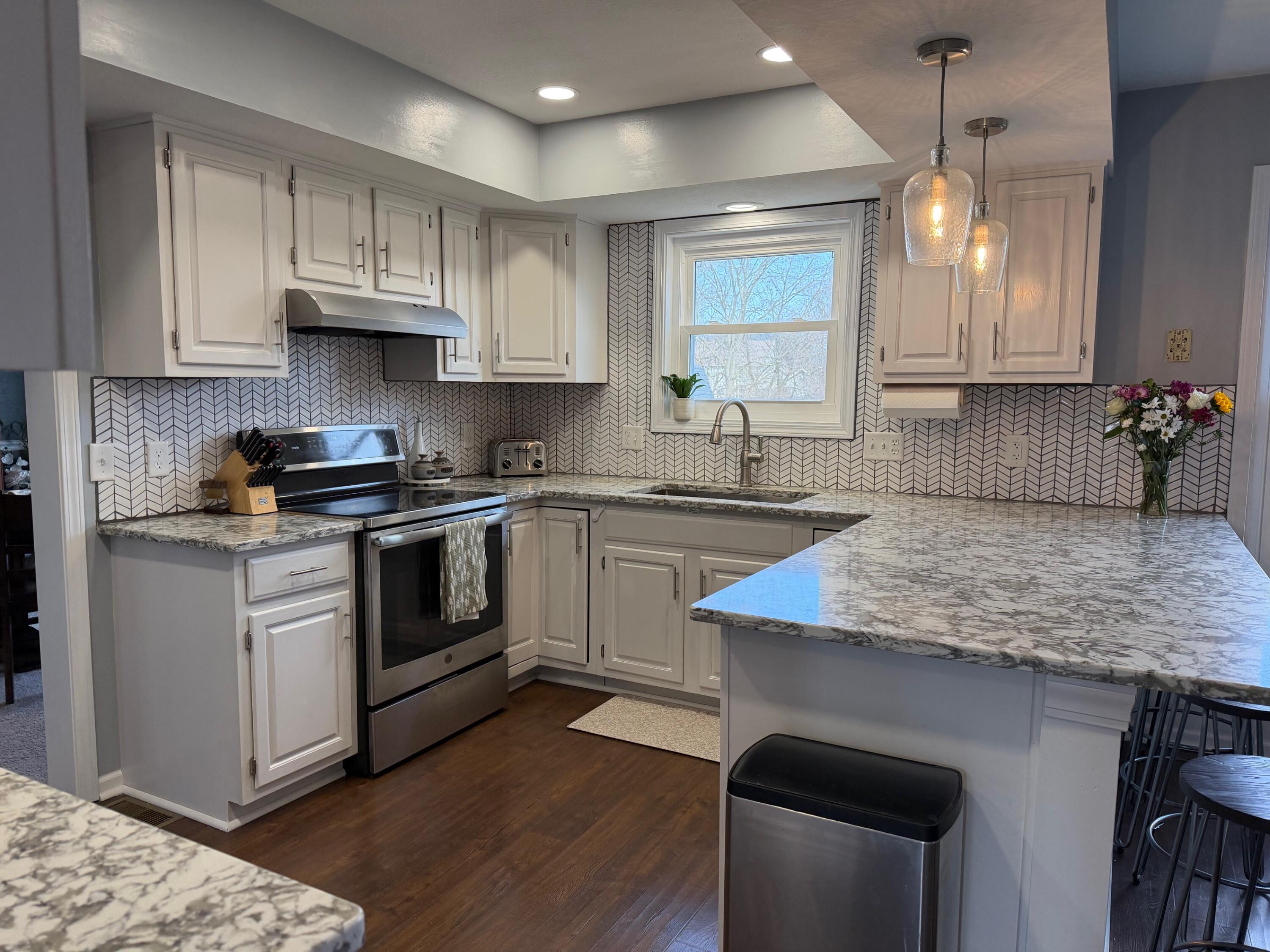 1595 Fox Run, Troy, Ohio 45373