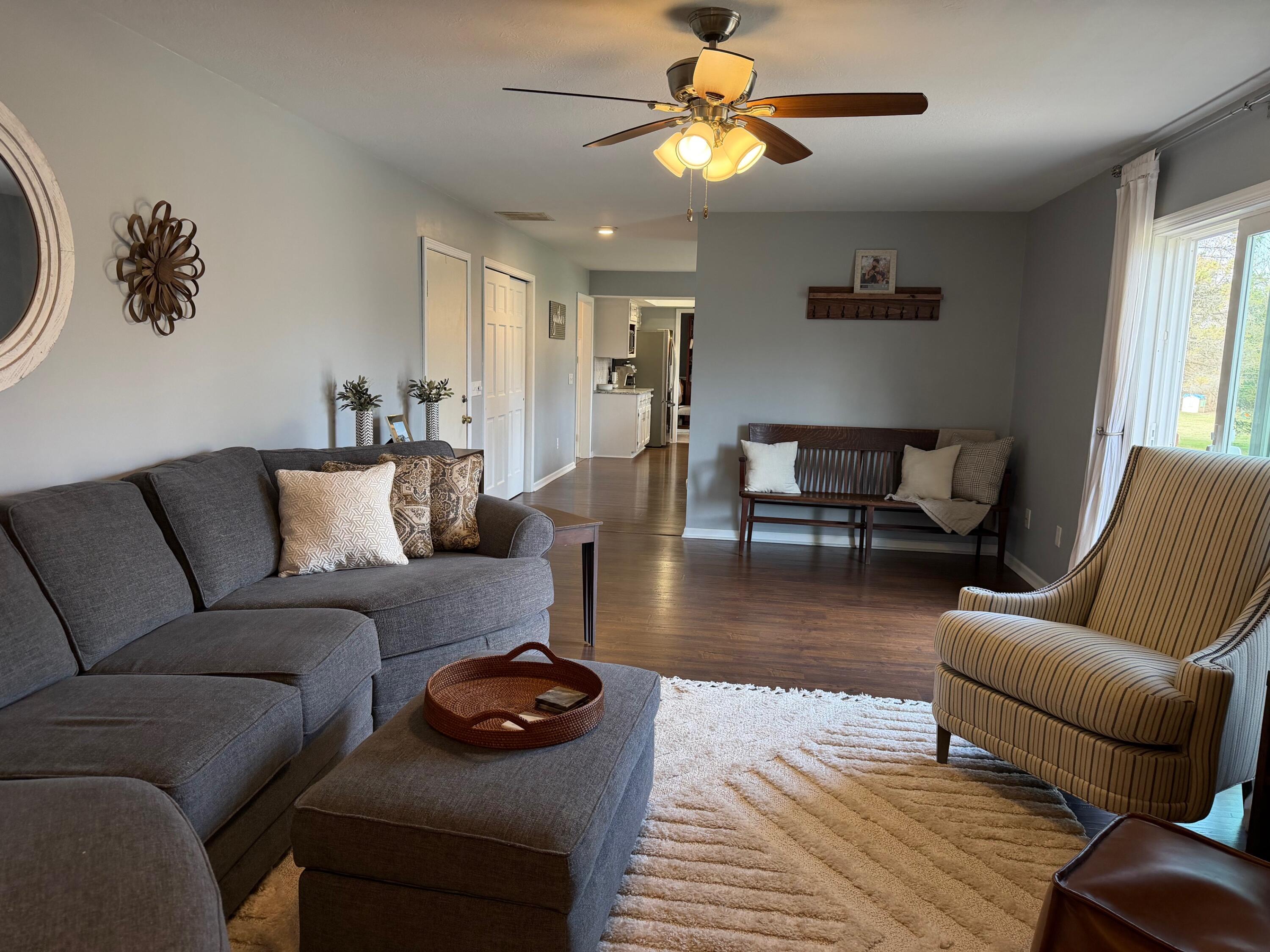 1595 Fox Run, Troy, Ohio 45373