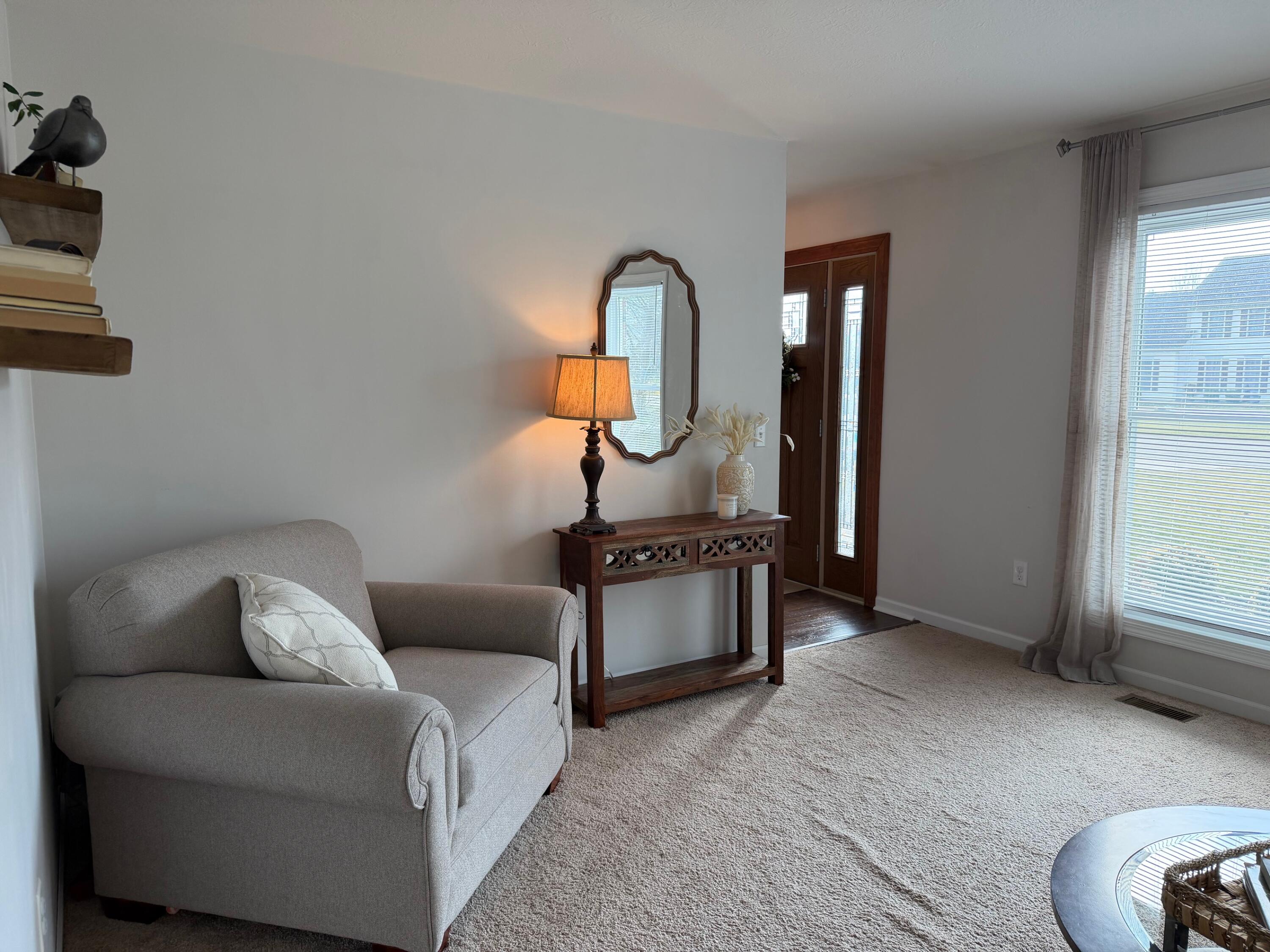 1595 Fox Run, Troy, Ohio 45373