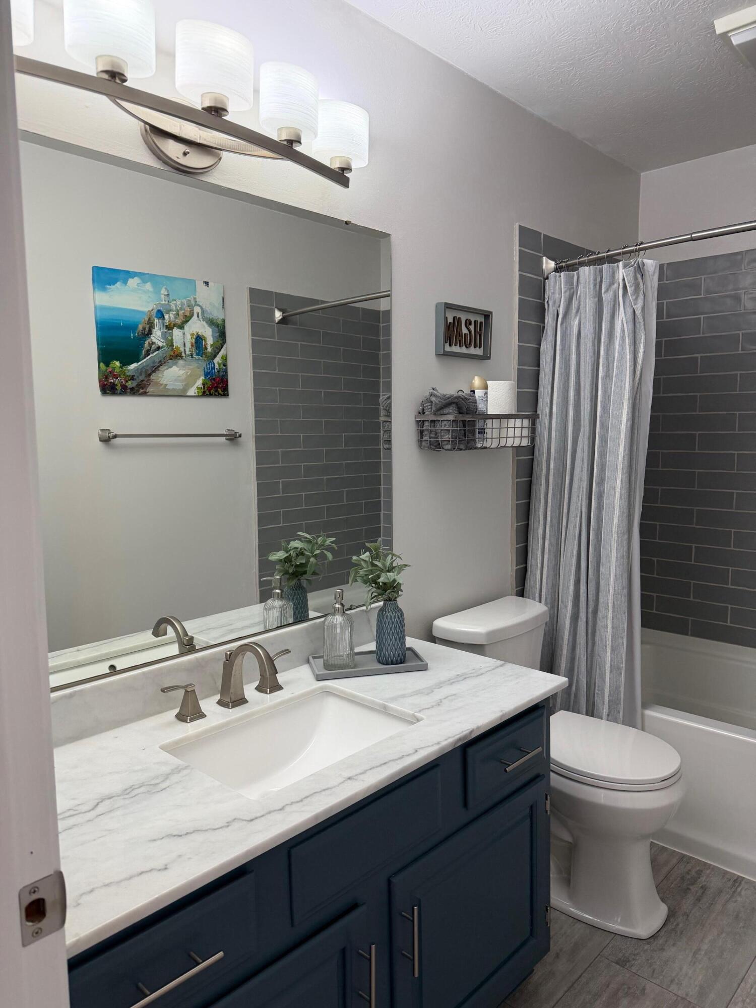 1595 Fox Run, Troy, Ohio 45373