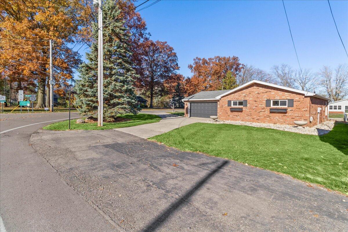 9728 State Route 368, Huntsville, Ohio 43324