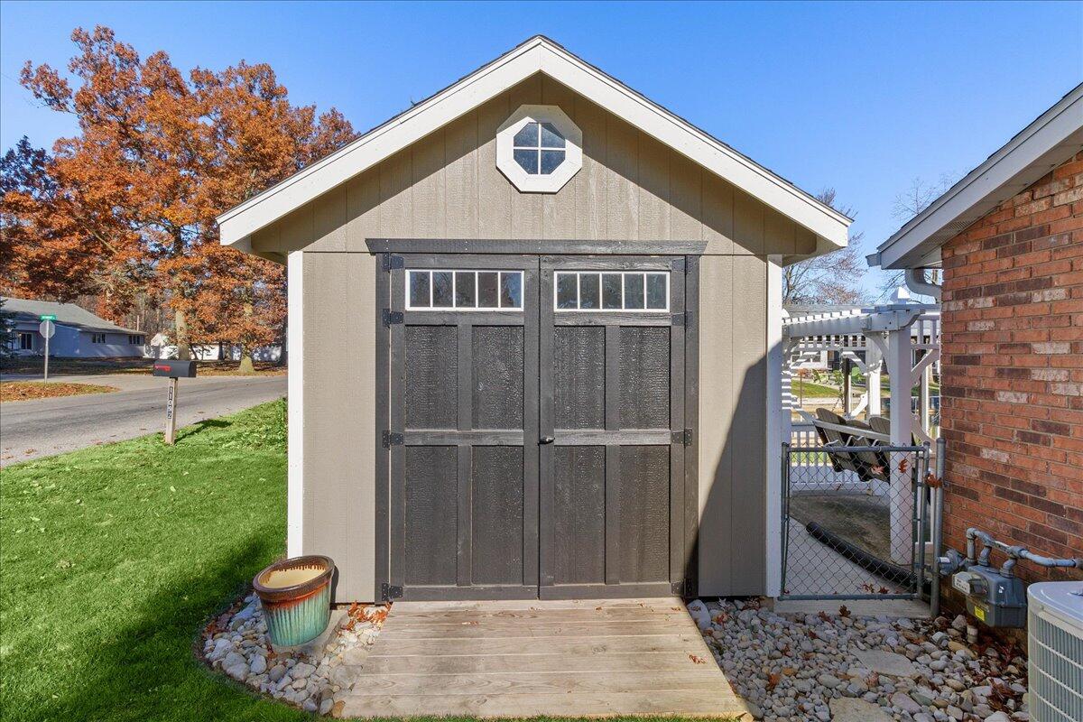 9728 State Route 368, Huntsville, Ohio 43324