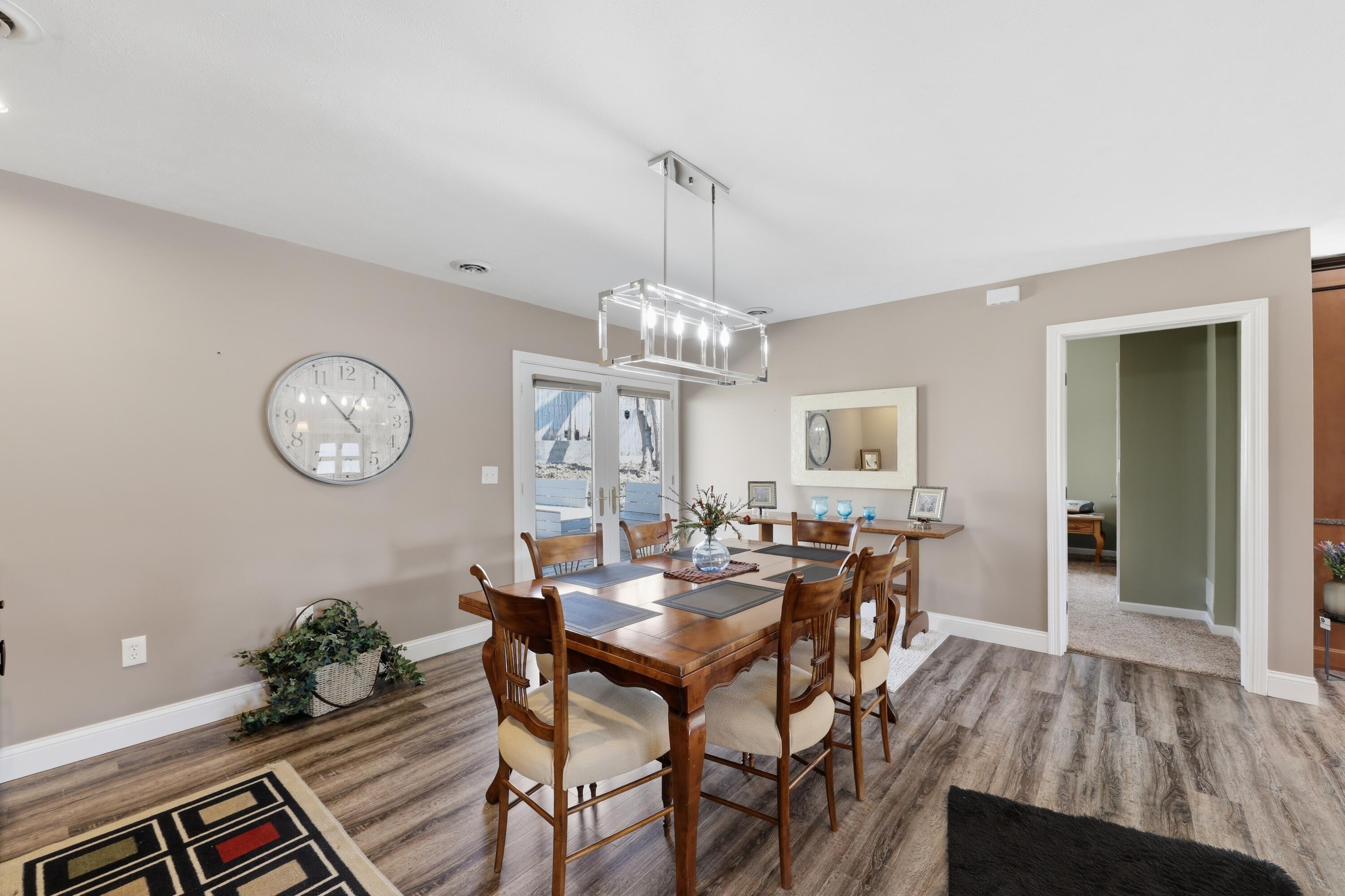 648 Tanglewood Drive, Springfield, Ohio 45504