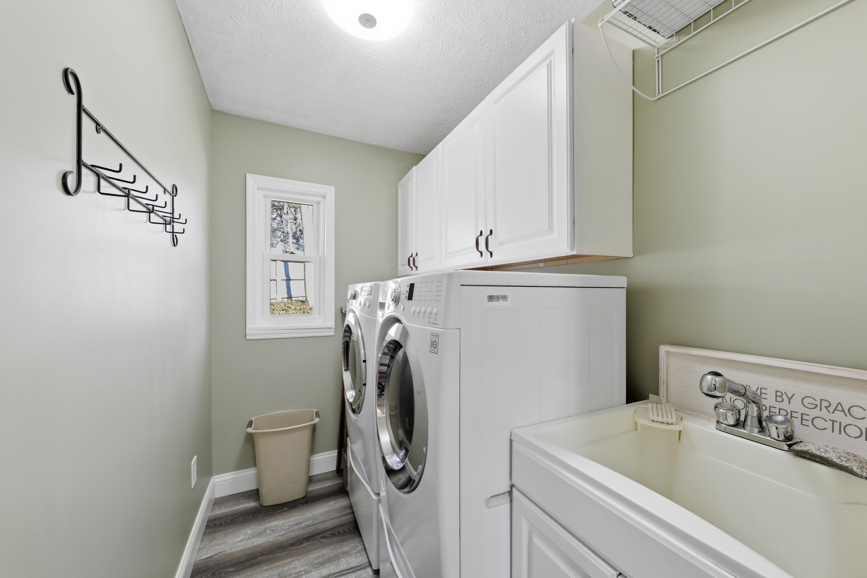 648 Tanglewood Drive, Springfield, Ohio 45504