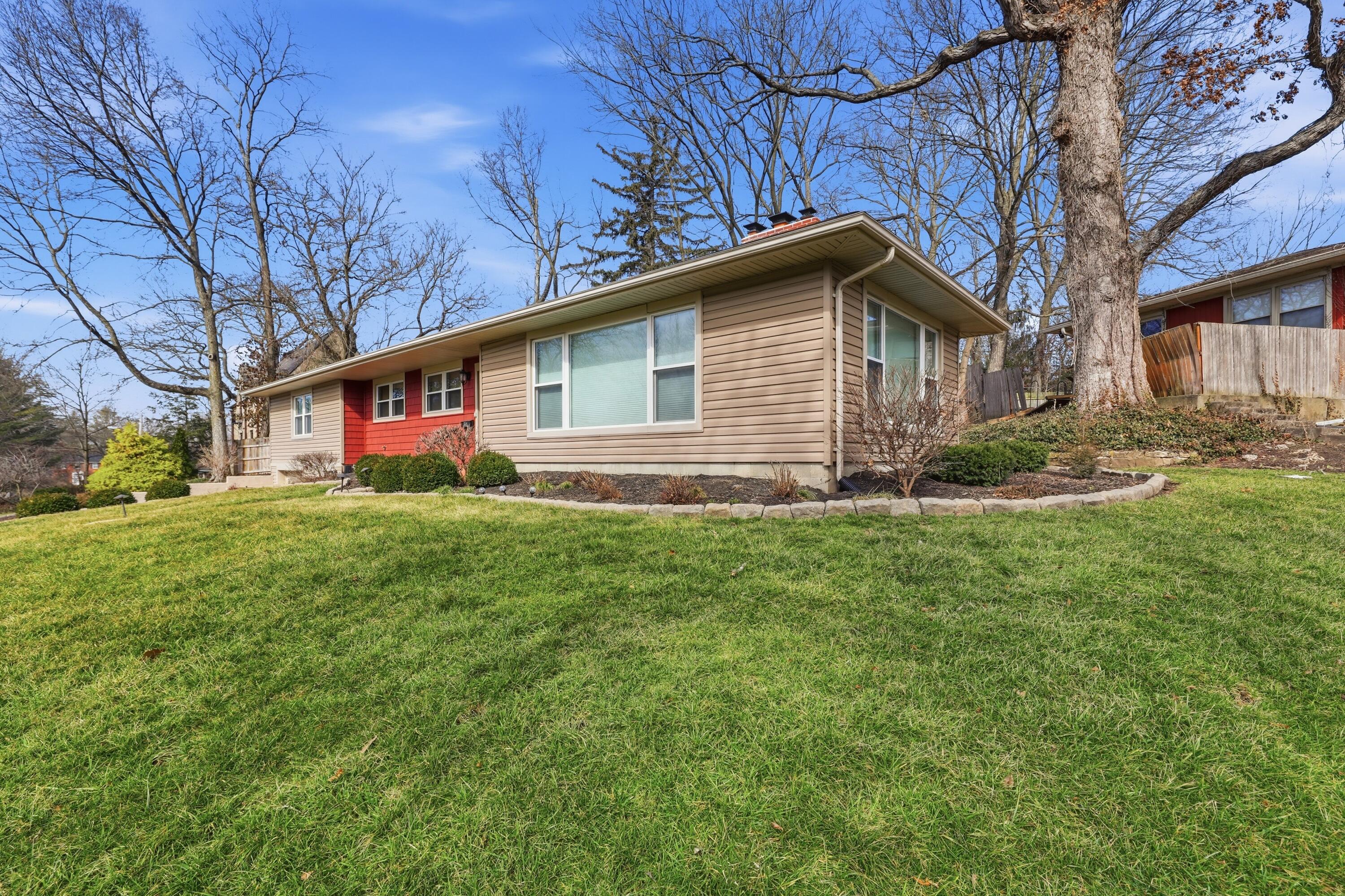 648 Tanglewood Drive, Springfield, Ohio 45504