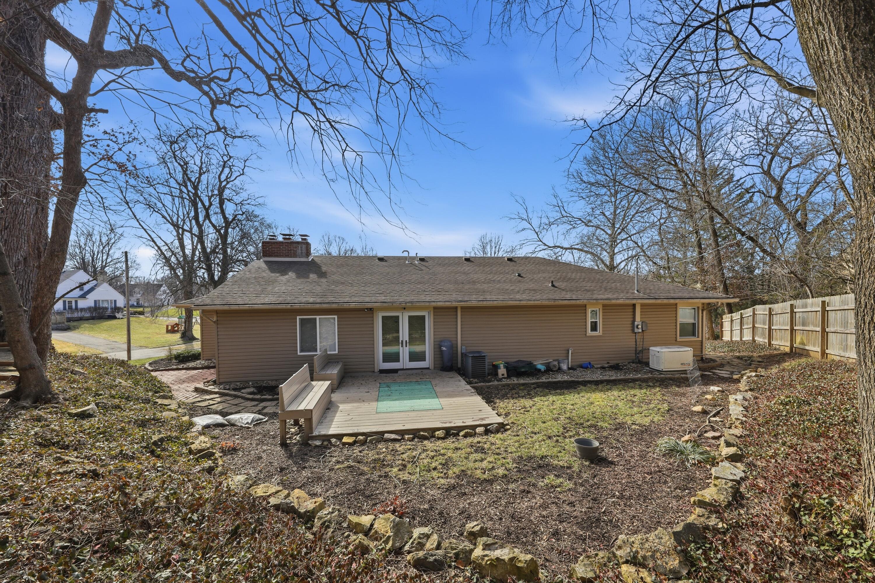 648 Tanglewood Drive, Springfield, Ohio 45504