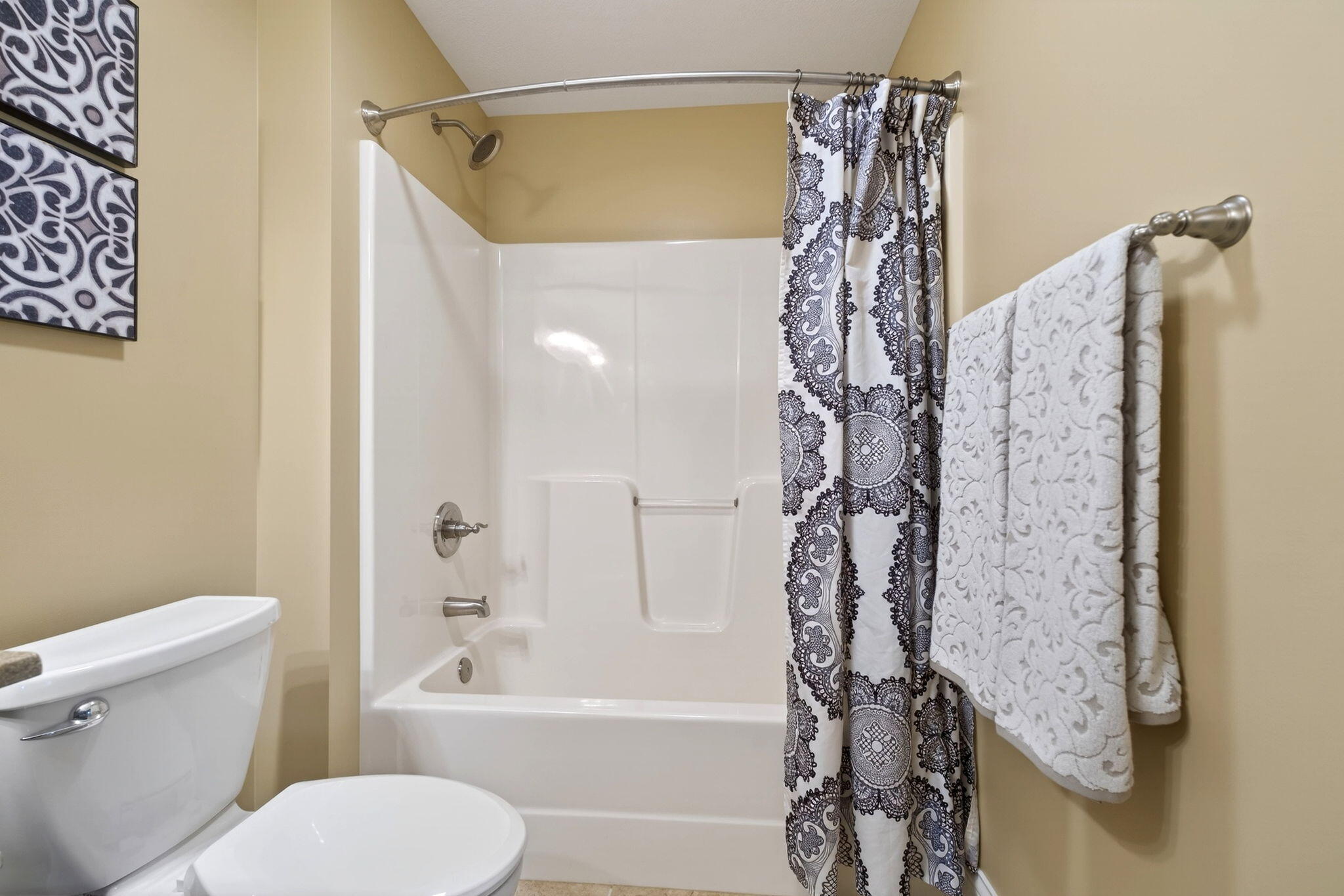 2184 Annandale Place, Xenia, Ohio 45385