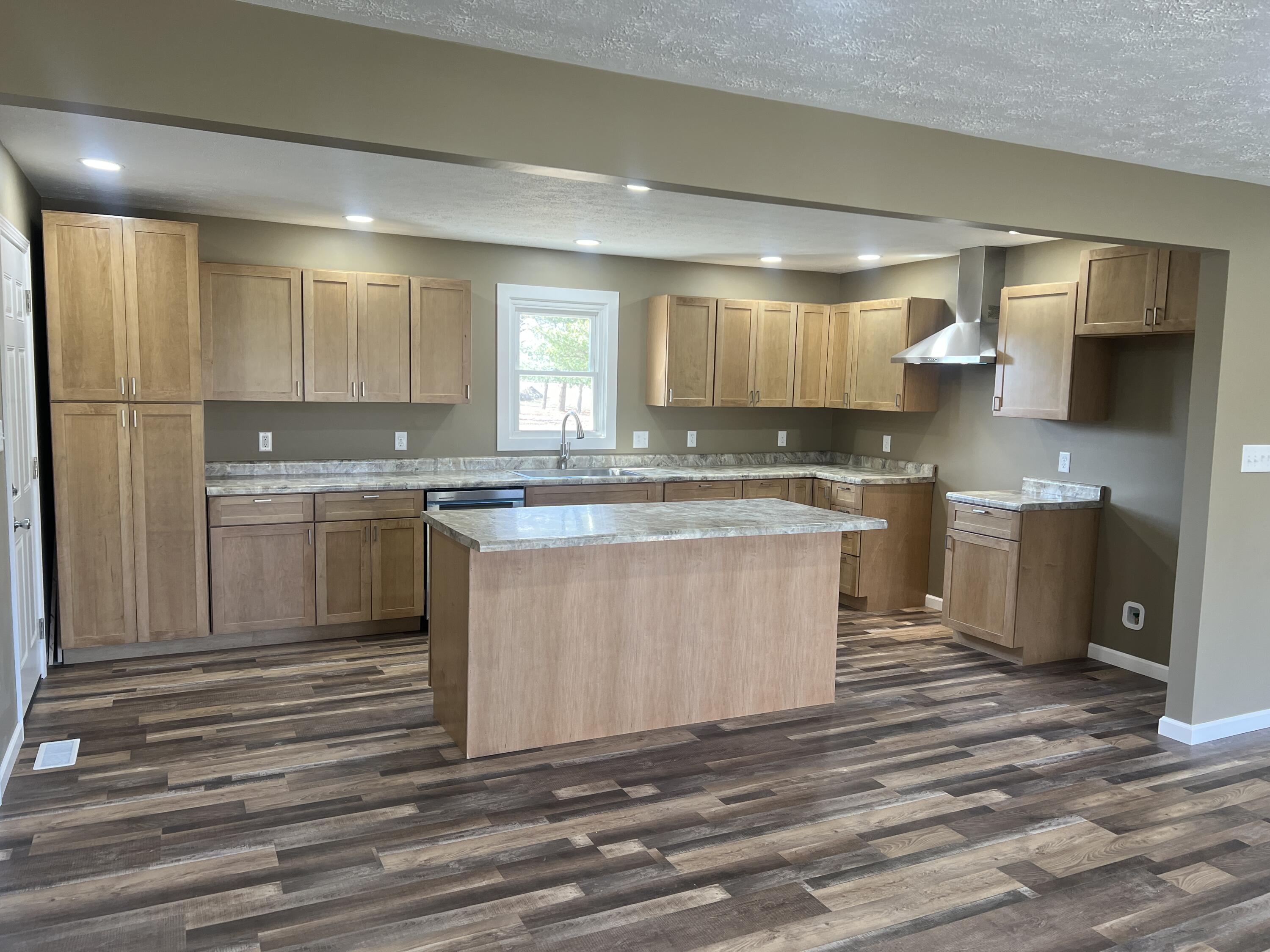 533 Westminster Street, Waynesfield, Ohio 45896