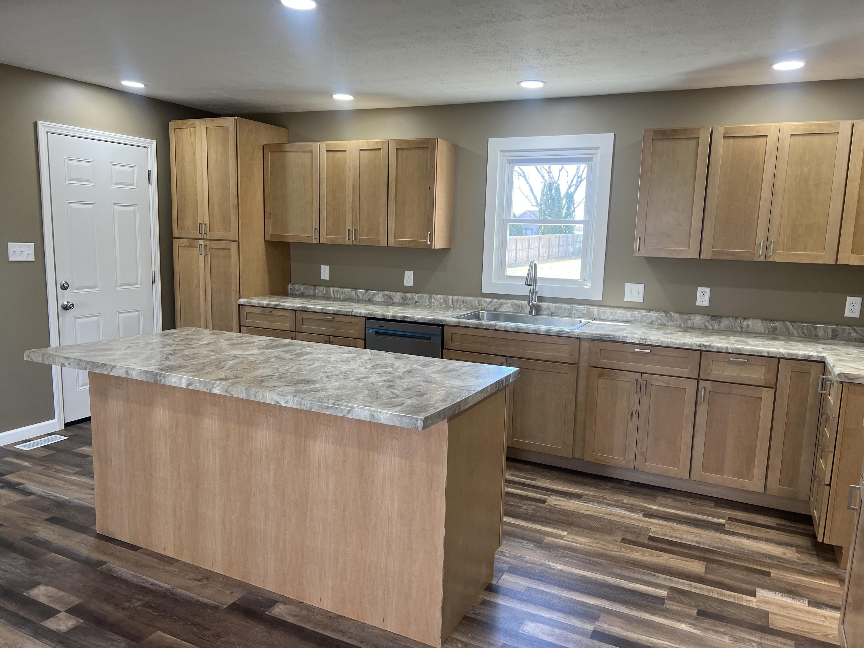 533 Westminster Street, Waynesfield, Ohio 45896