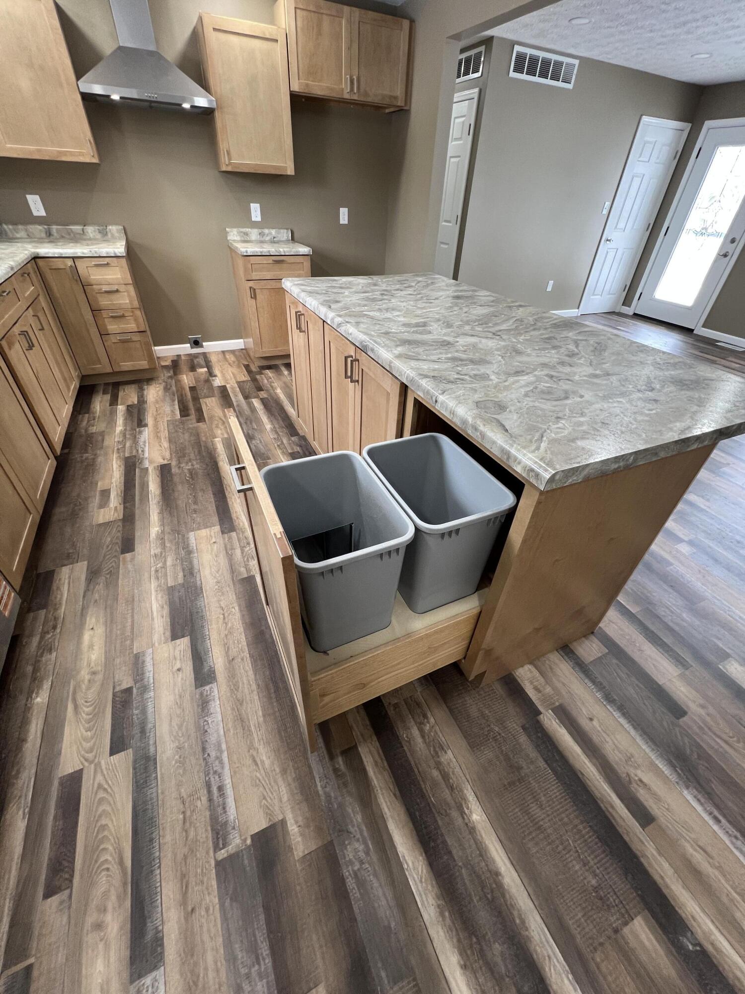 533 Westminster Street, Waynesfield, Ohio 45896