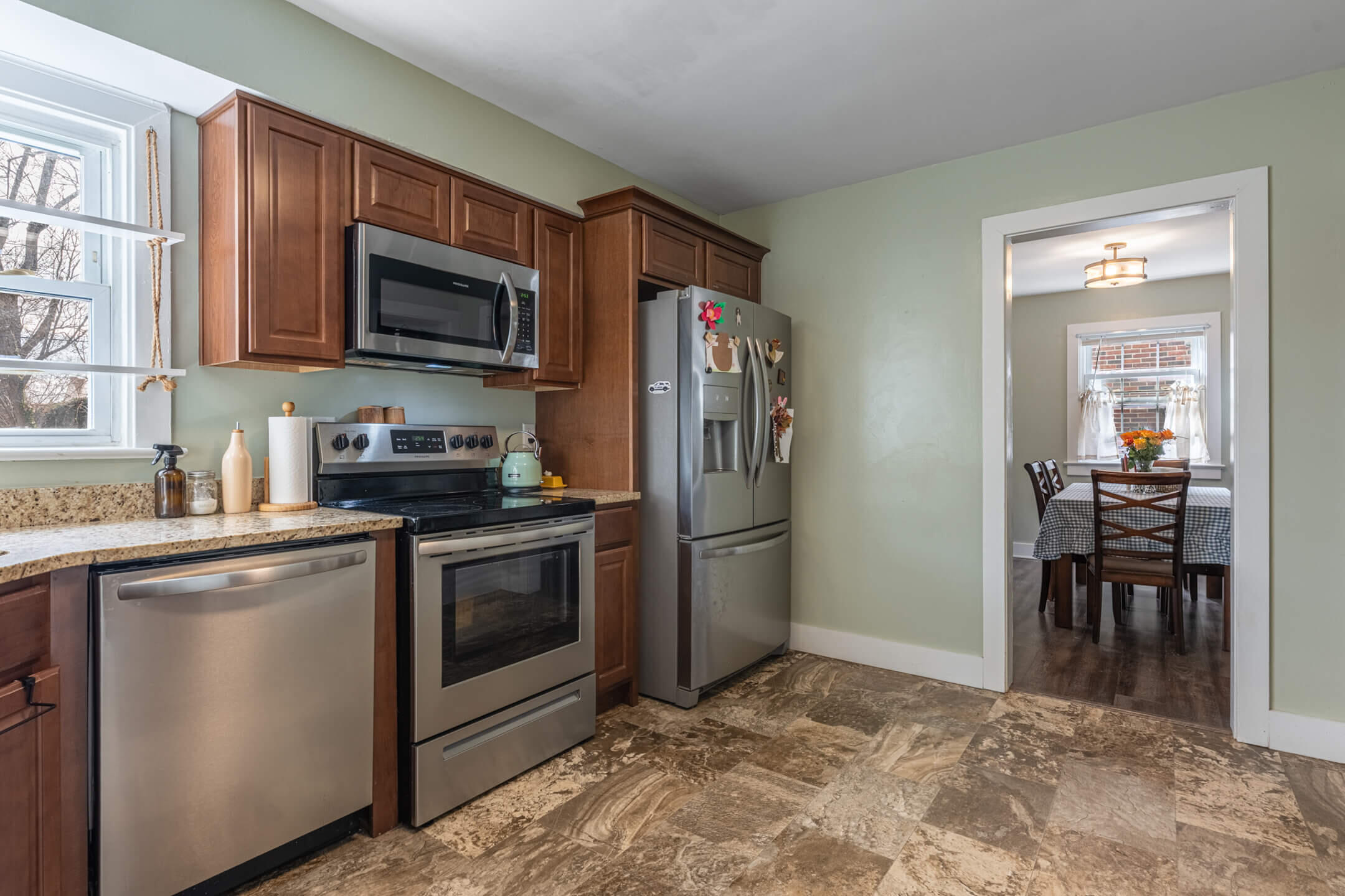 127 Kensington Place, Springfield, Ohio 45504