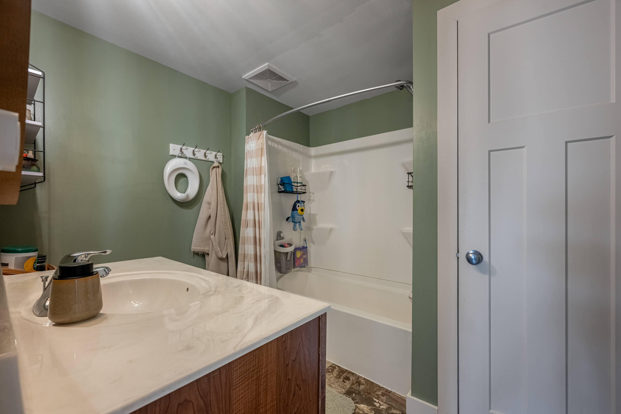 127 Kensington Place, Springfield, Ohio 45504