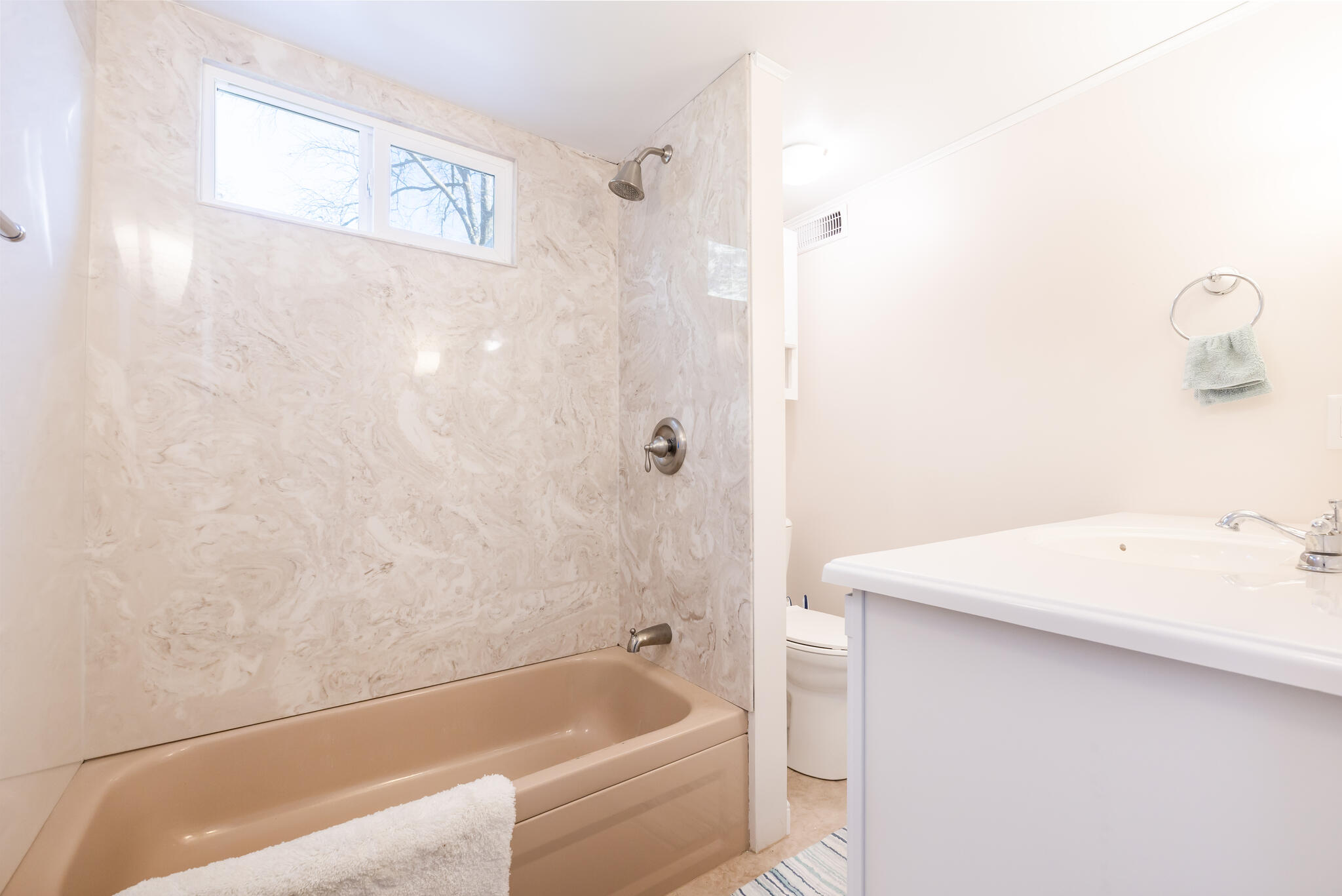 246 Orchard Island Drive, Russells Point, Ohio 43348