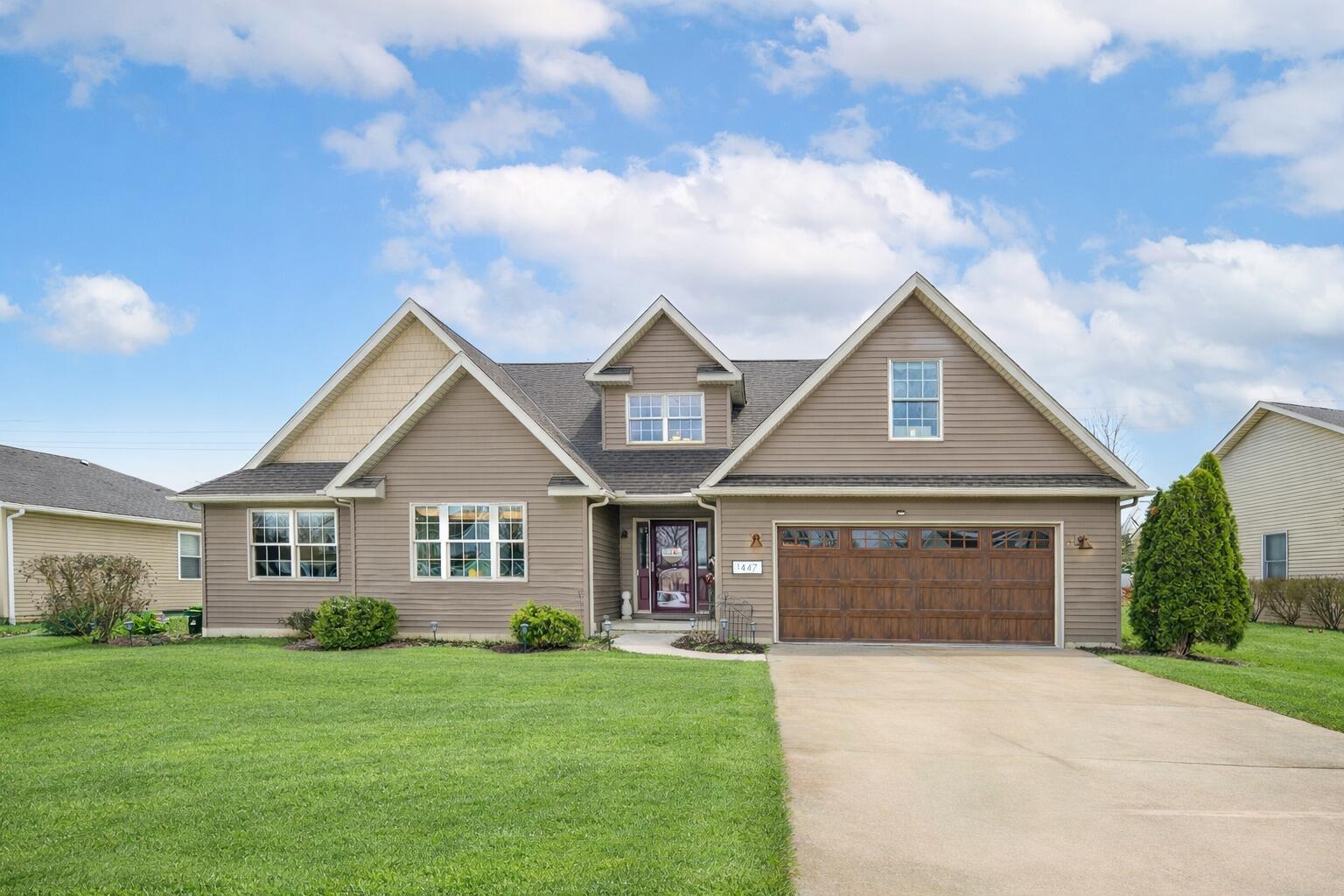 1447 Hickory Gate Drive, Marysville, Ohio 43040