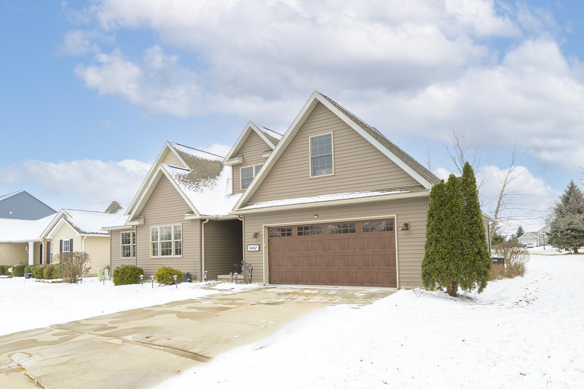 1447 Hickory Gate Drive, Marysville, Ohio 43040