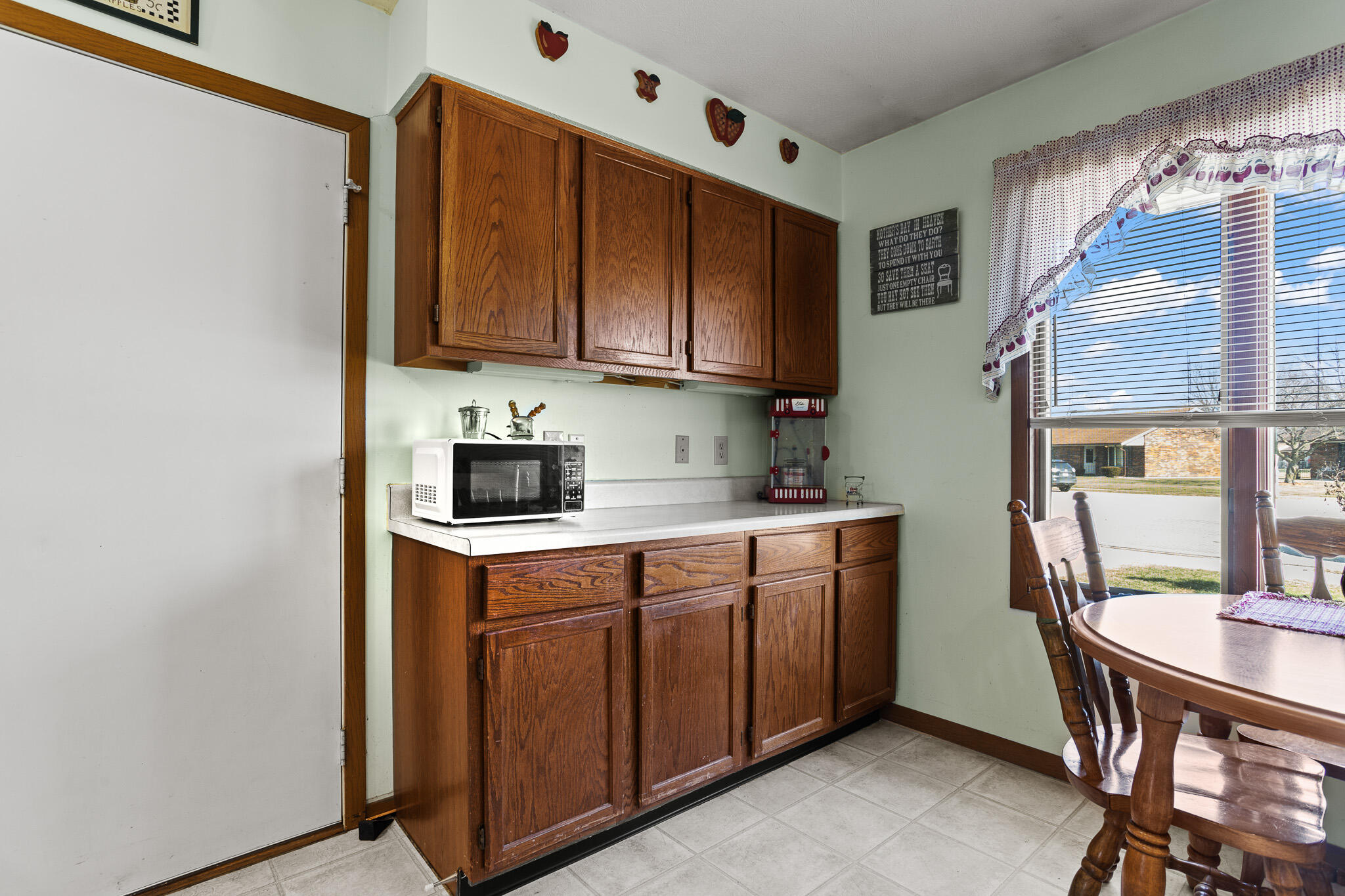 404 Spotted Doe Trail, Piqua, Ohio 45356