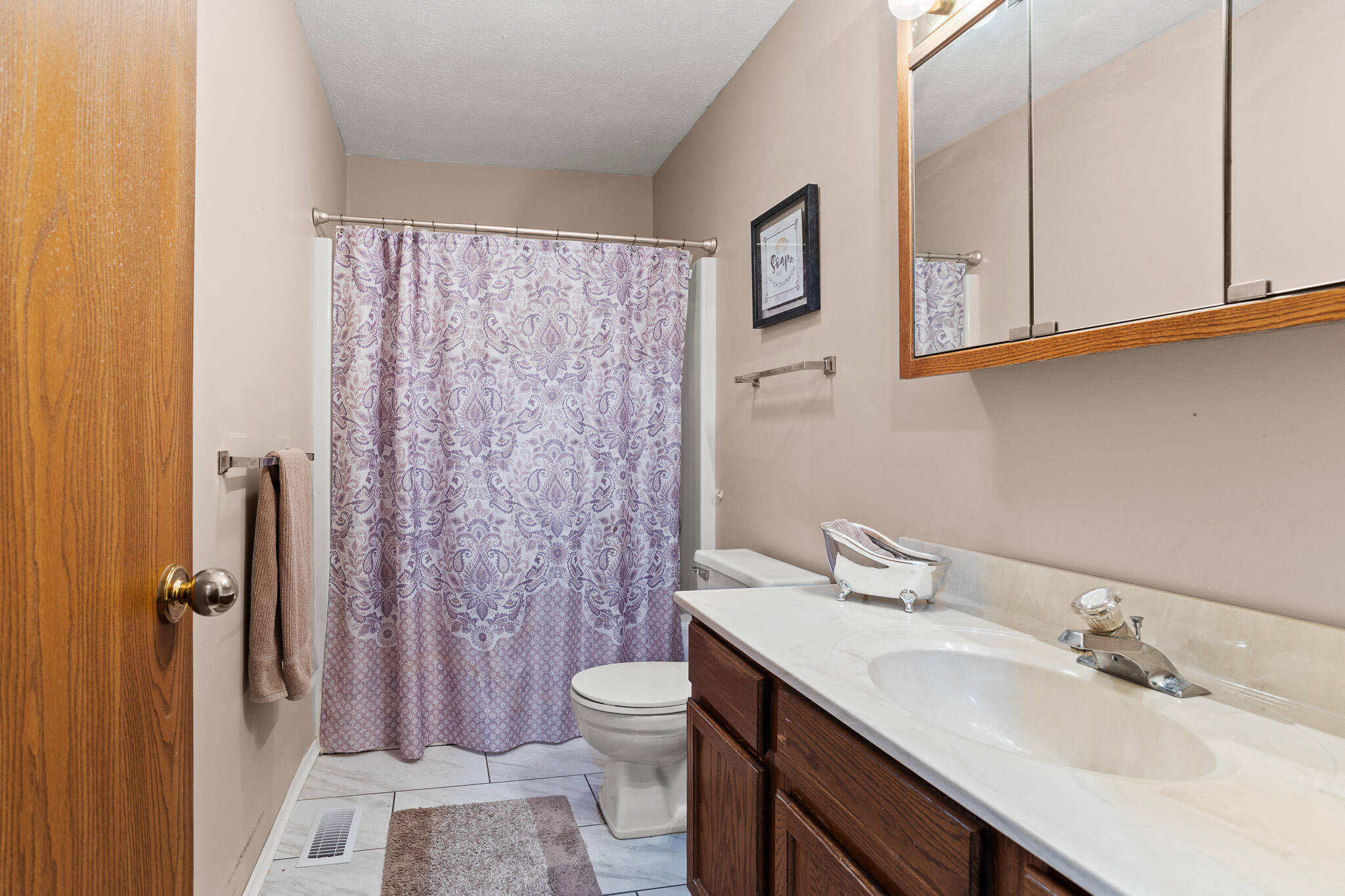 404 Spotted Doe Trail, Piqua, Ohio 45356