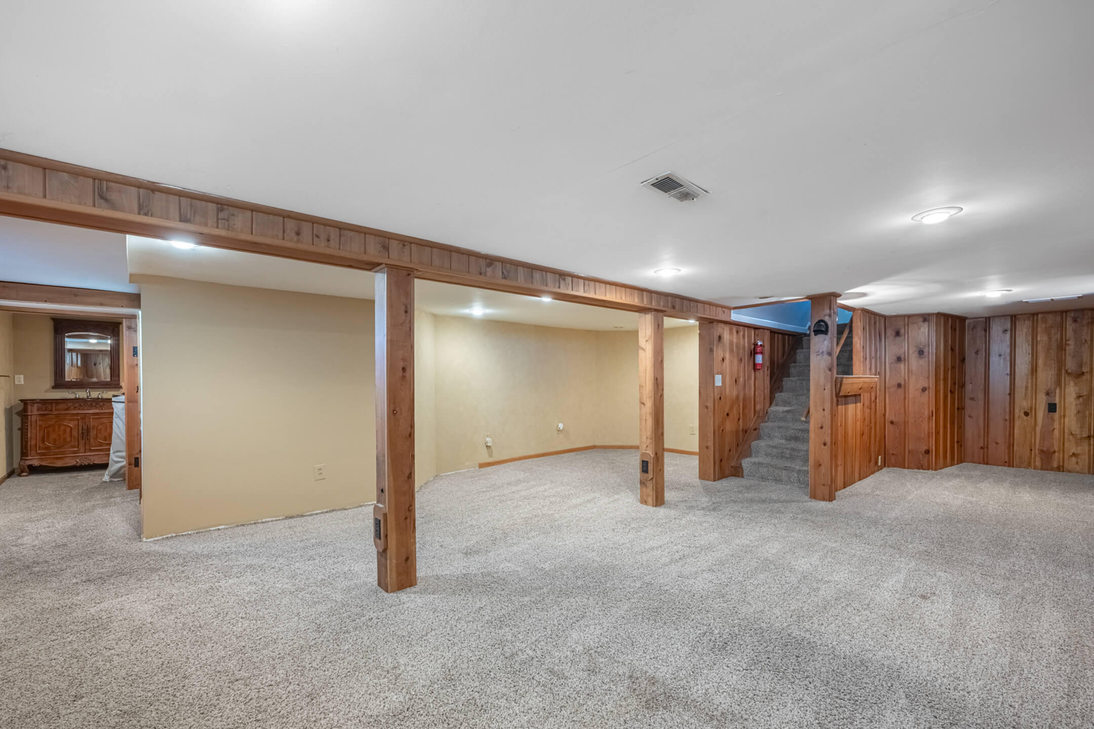 451 Lawnview Avenue, Springfield, Ohio 45505