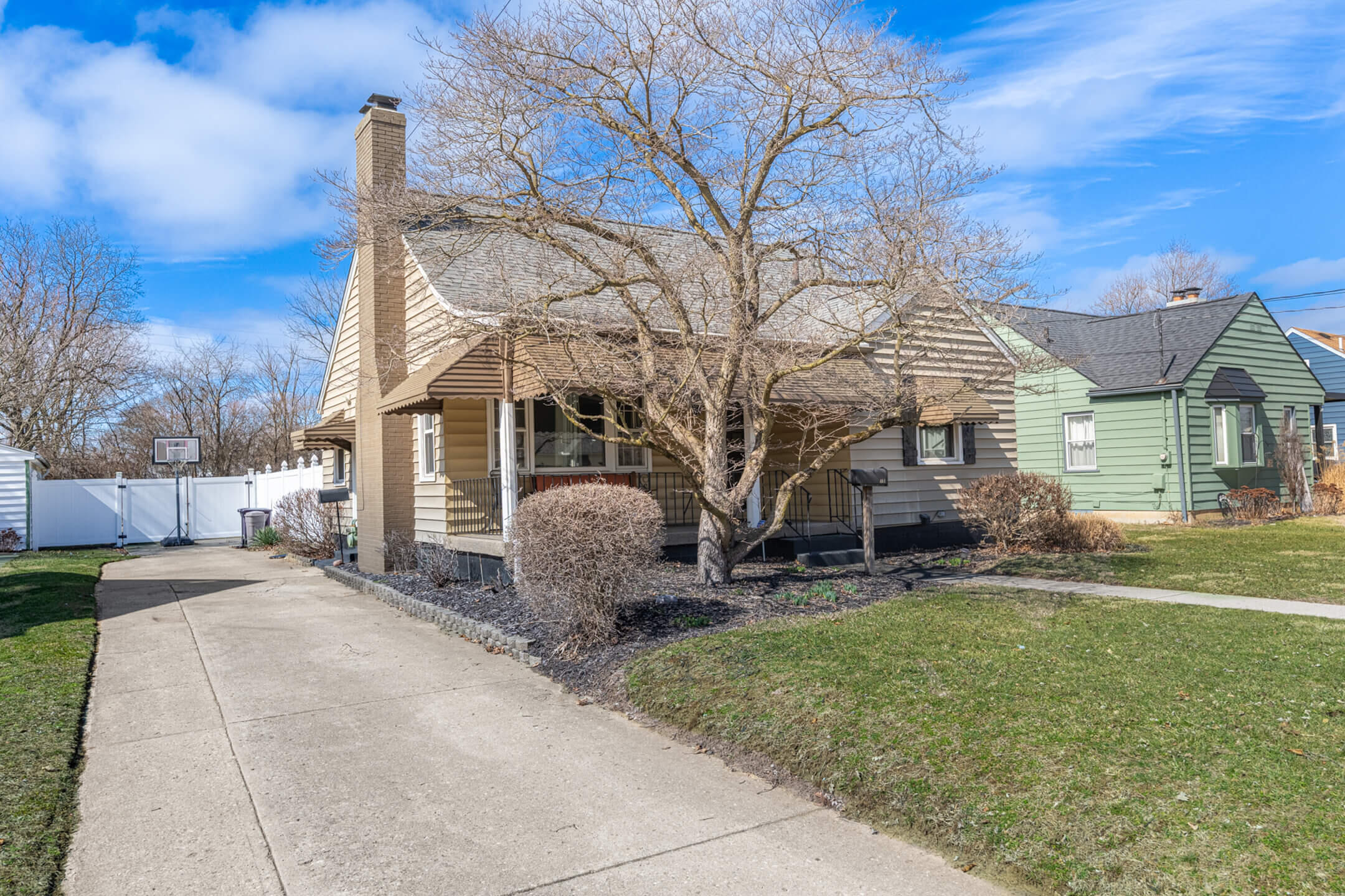 451 Lawnview Avenue, Springfield, Ohio 45505