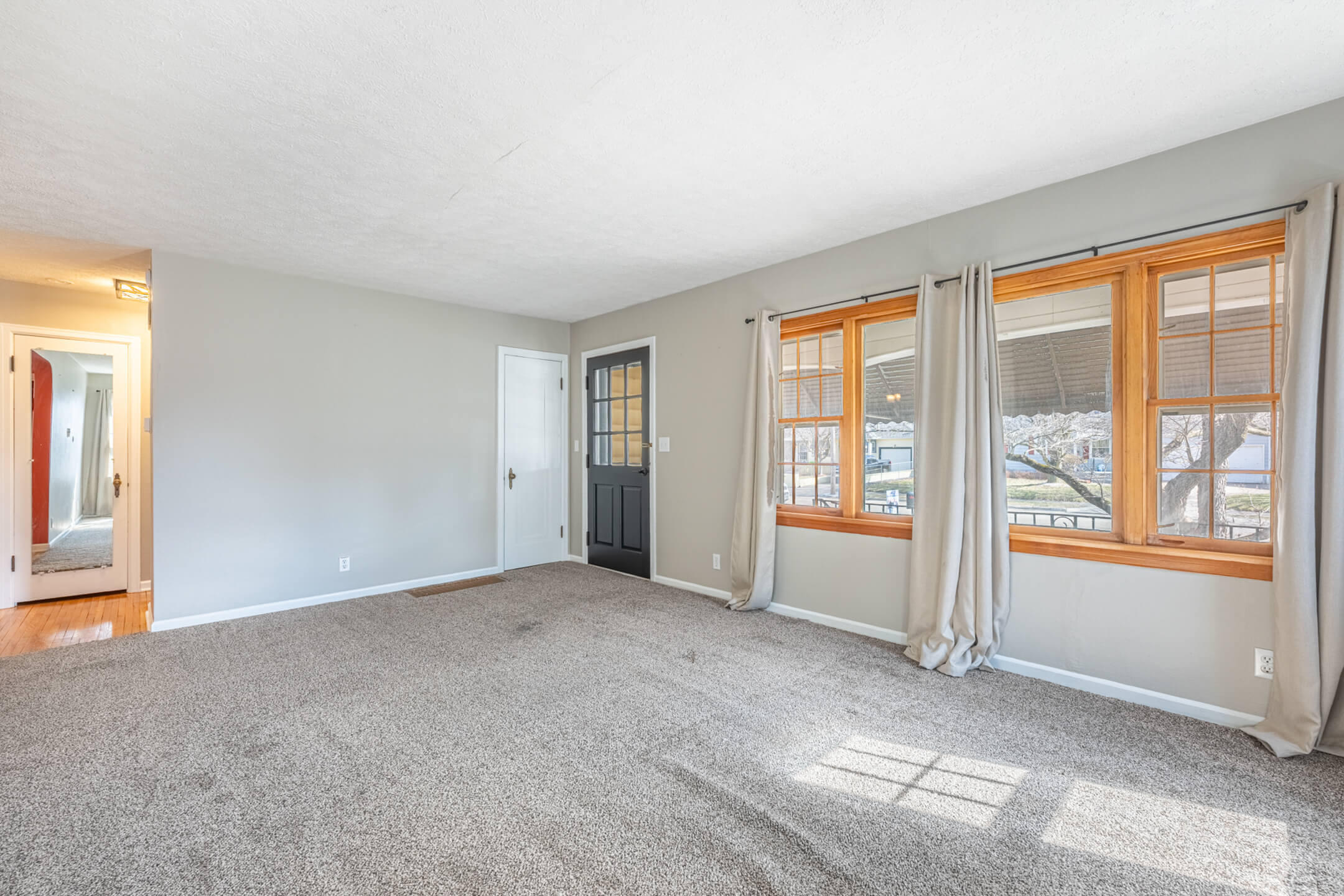 451 Lawnview Avenue, Springfield, Ohio 45505