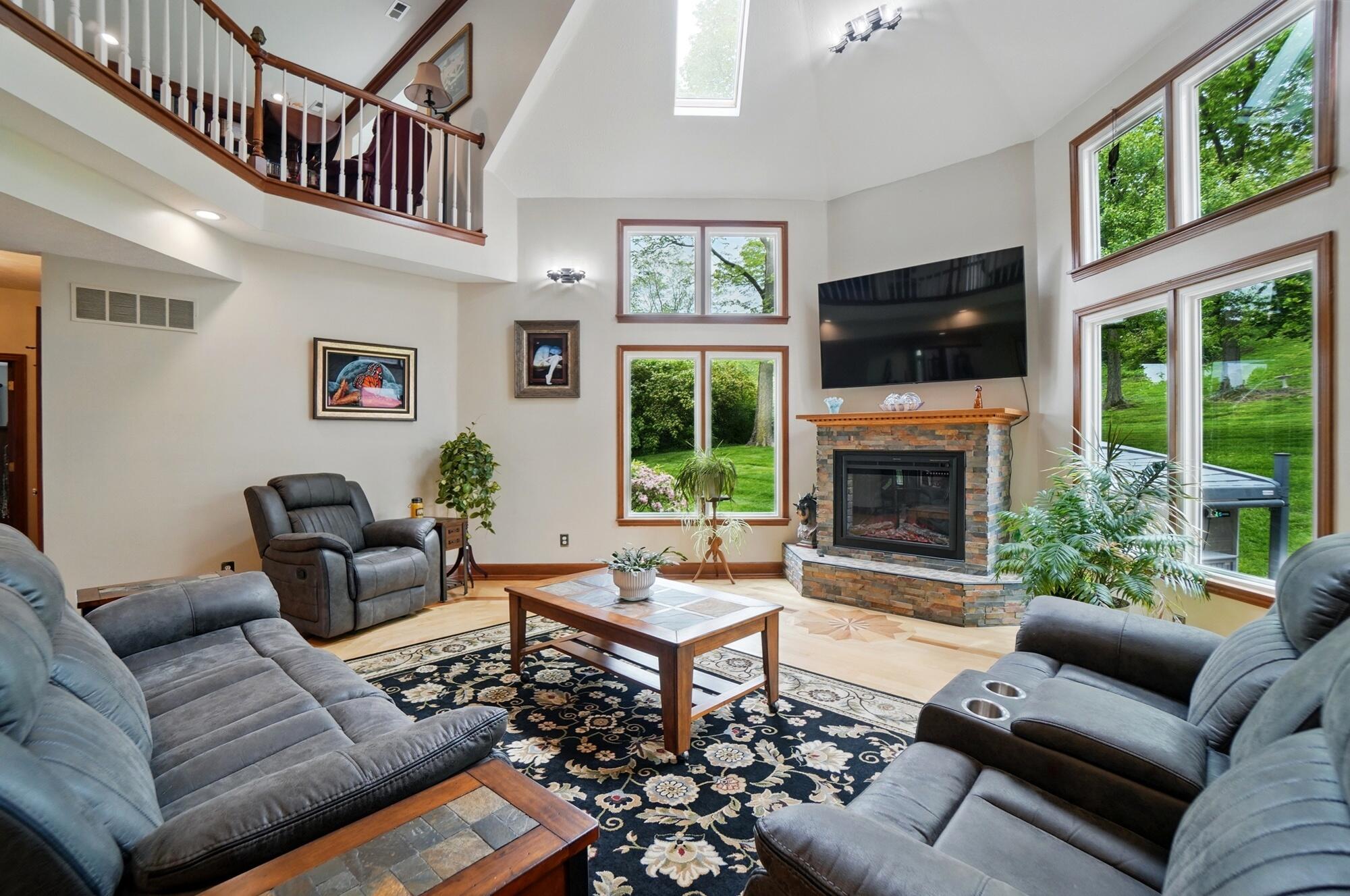 2642 Kilkenny Court, Springfield, Ohio 45503