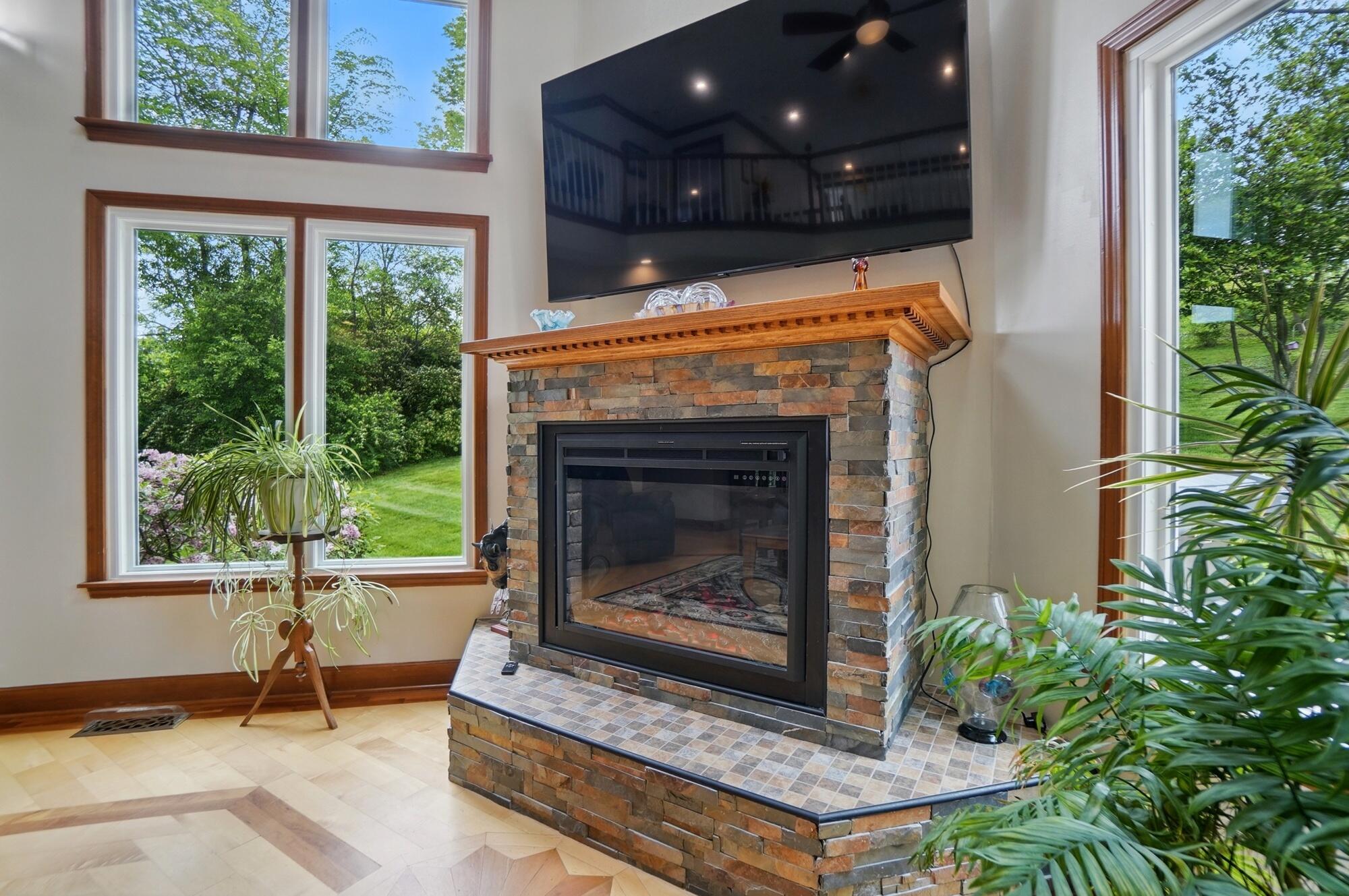 2642 Kilkenny Court, Springfield, Ohio 45503