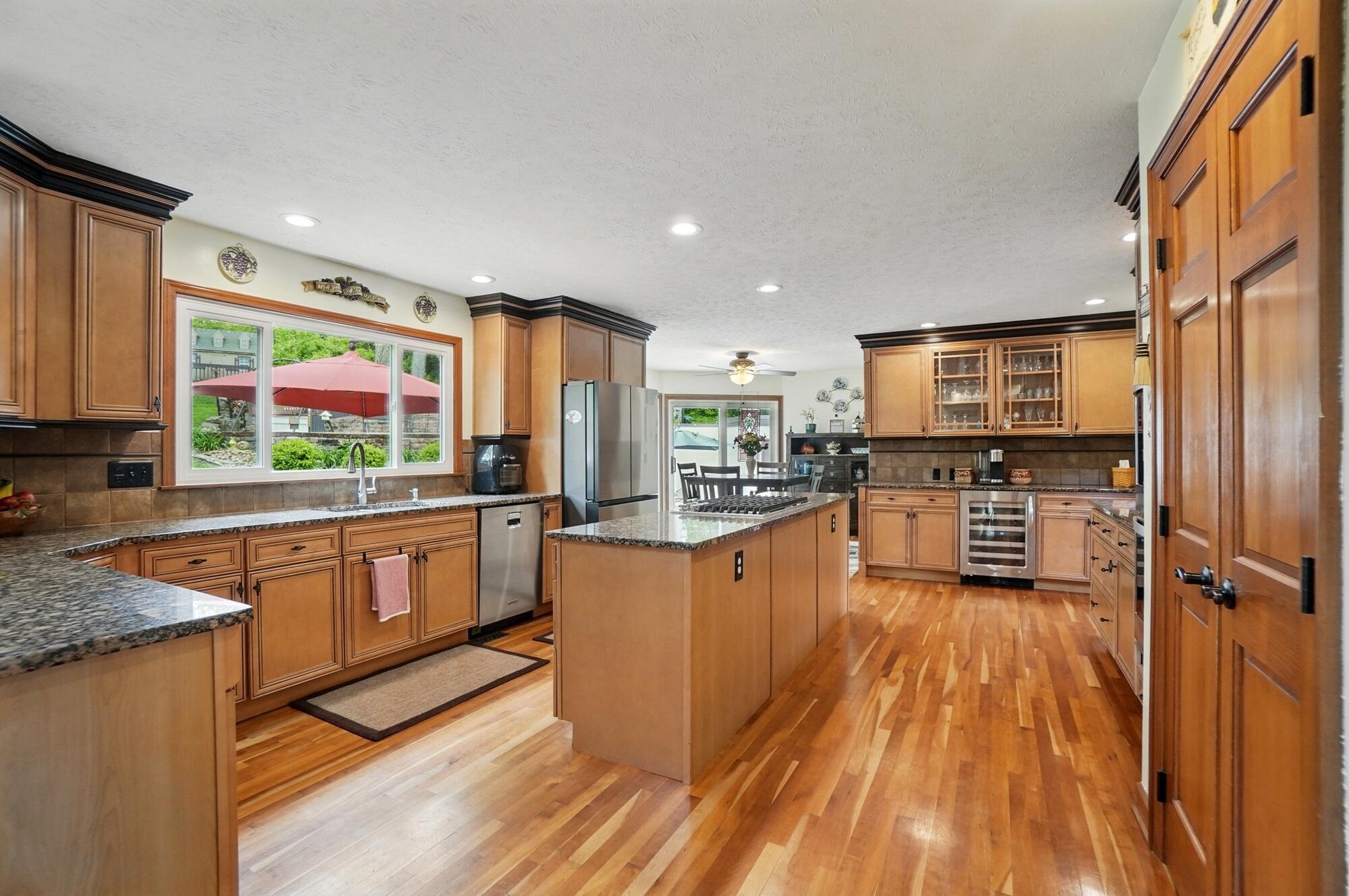 2642 Kilkenny Court, Springfield, Ohio 45503