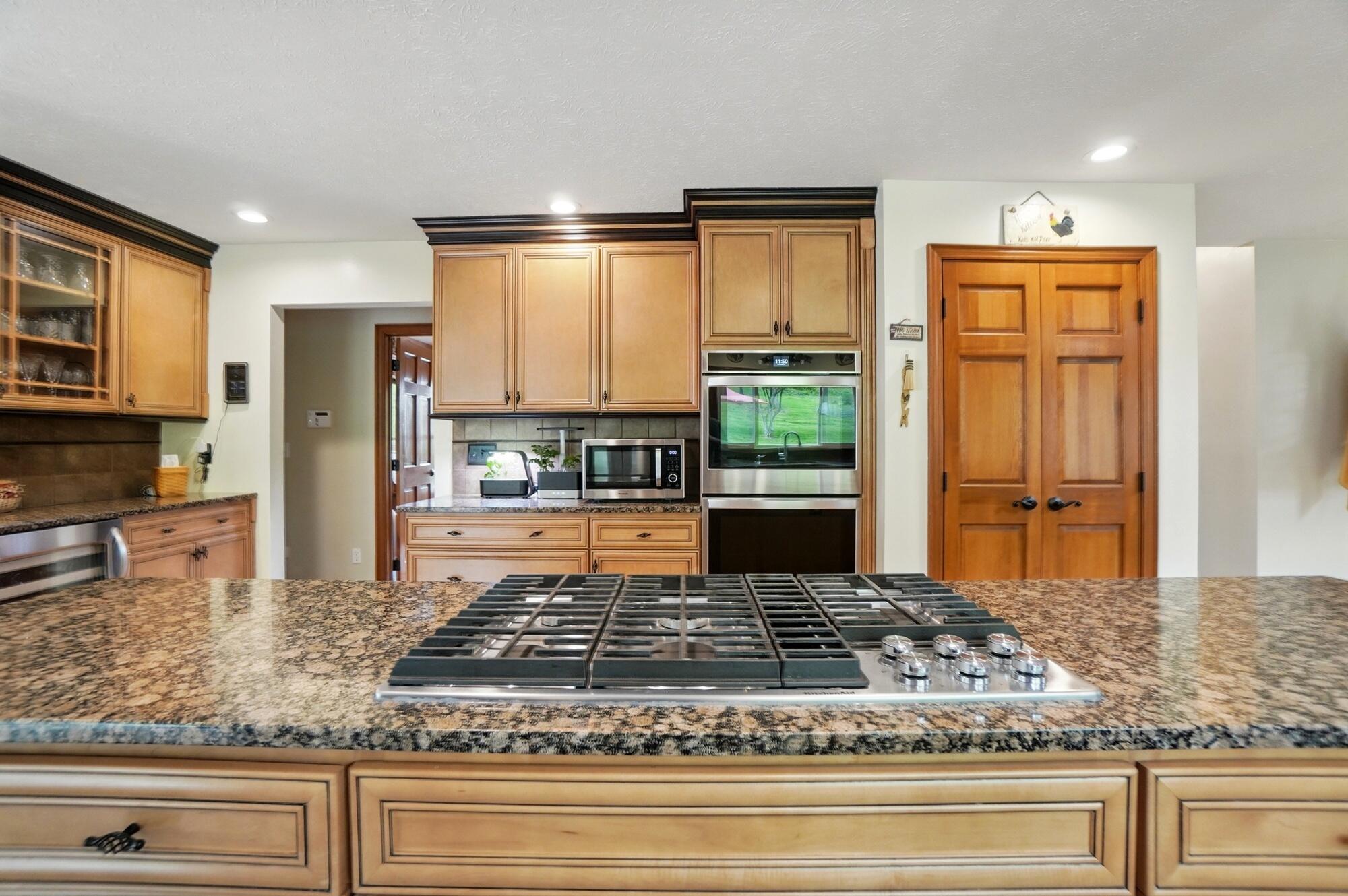 2642 Kilkenny Court, Springfield, Ohio 45503