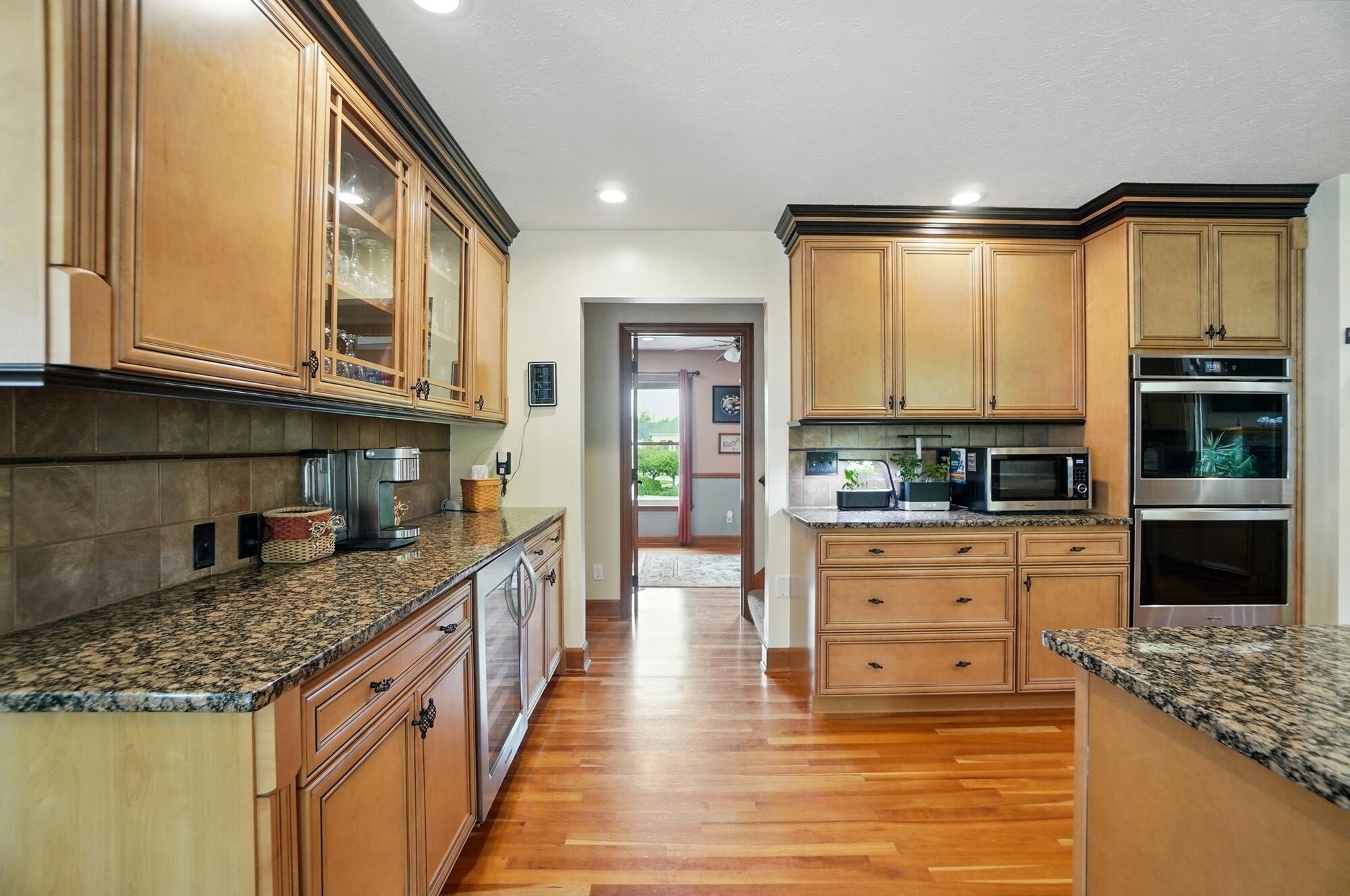 2642 Kilkenny Court, Springfield, Ohio 45503