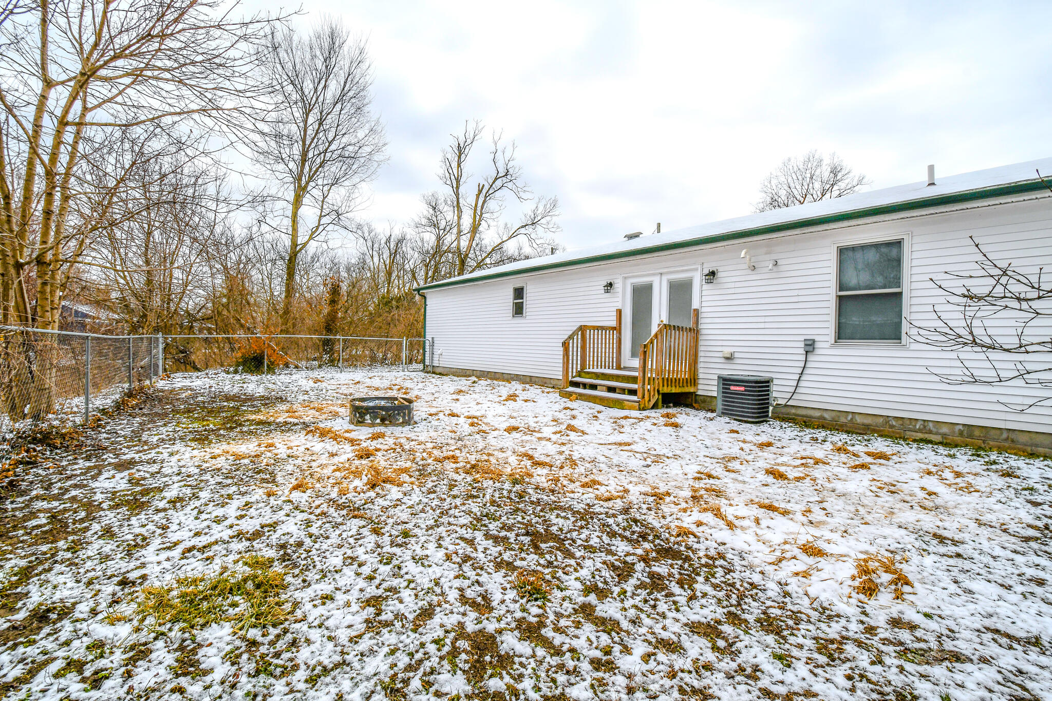 1368 Beach Drive, Medway, Ohio 45341