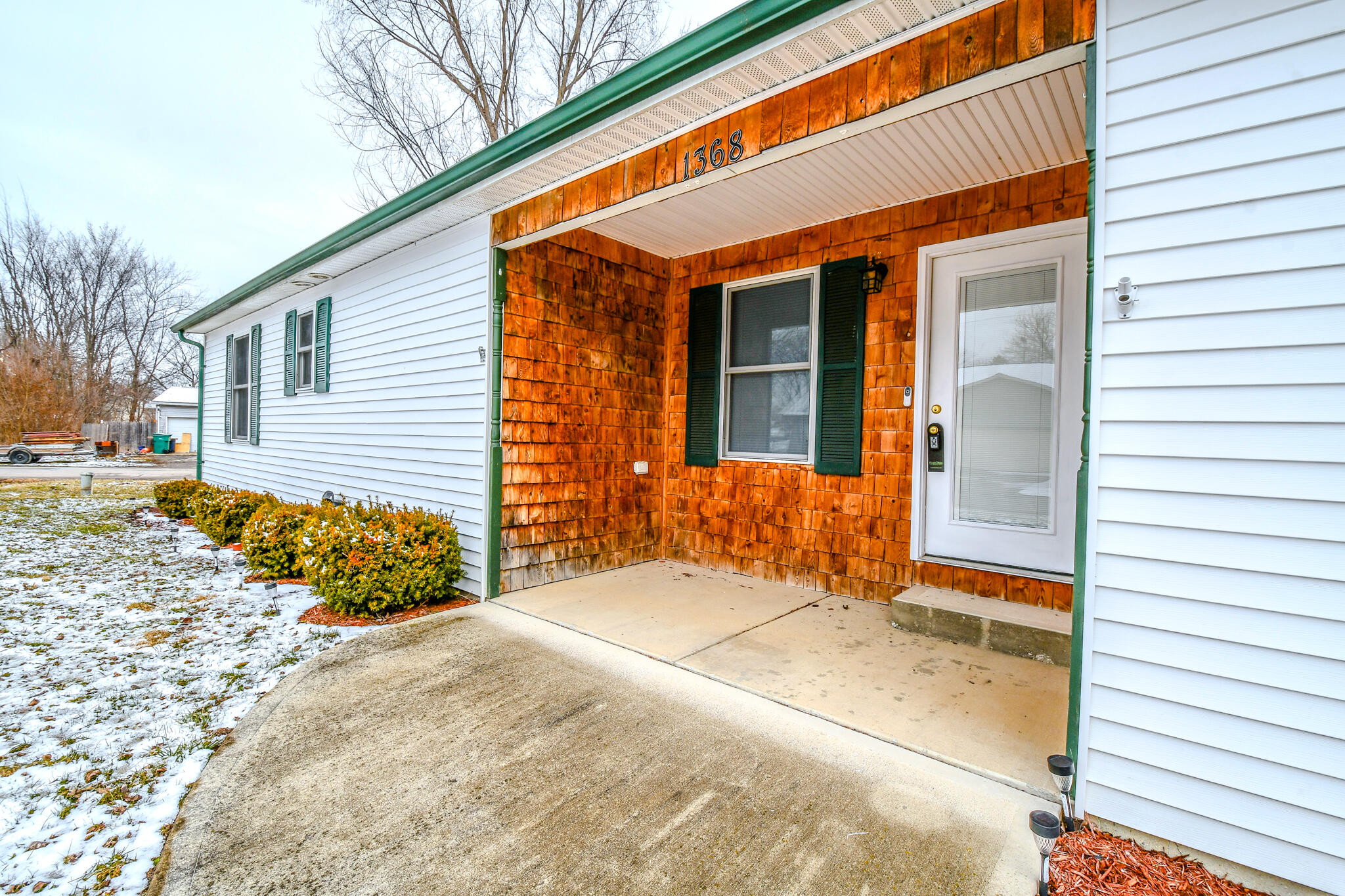 1368 Beach Drive, Medway, Ohio 45341